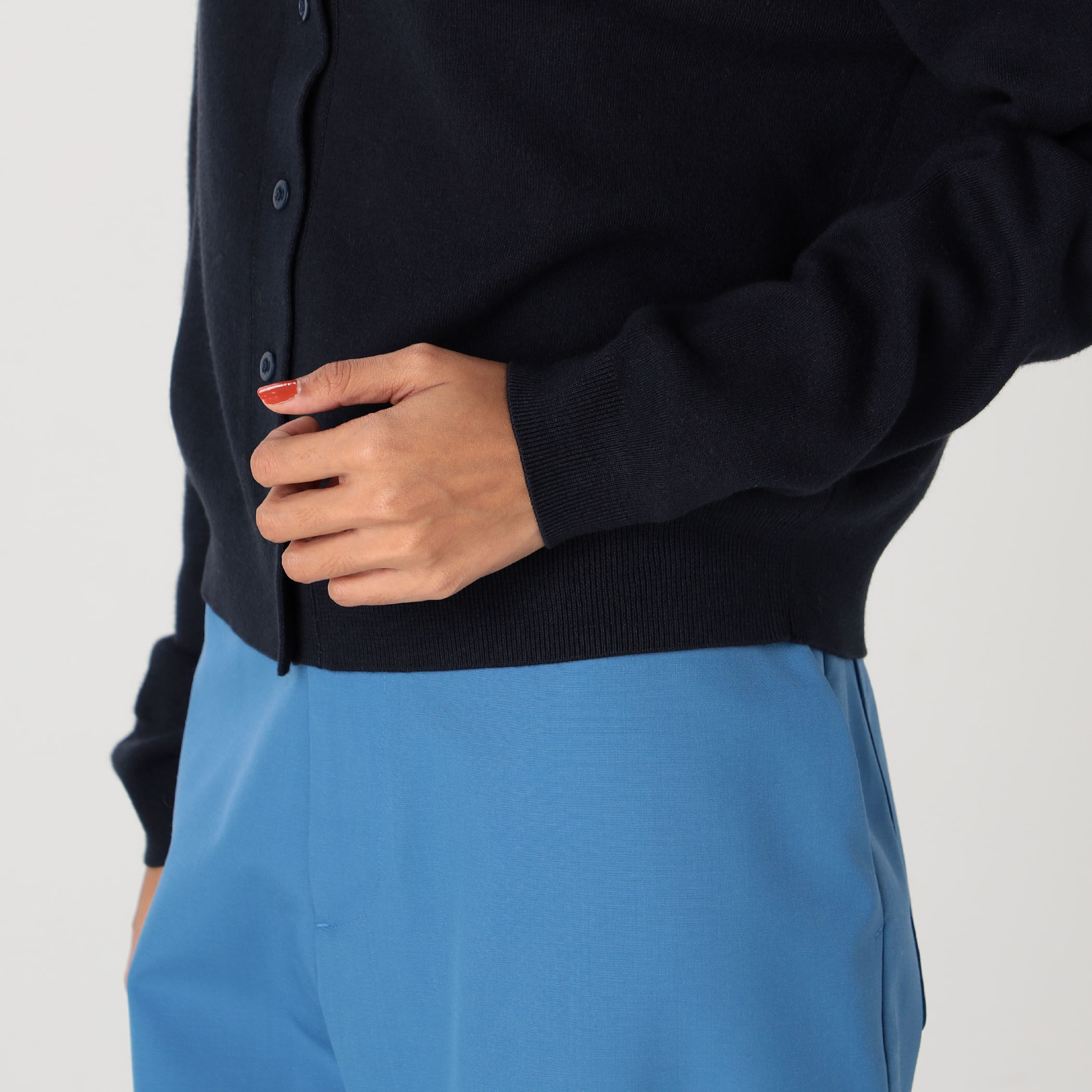 CABaN コットンカシミヤ クルーネックカーディガン CABaN コットンカシミヤ クルーネックカーディガン