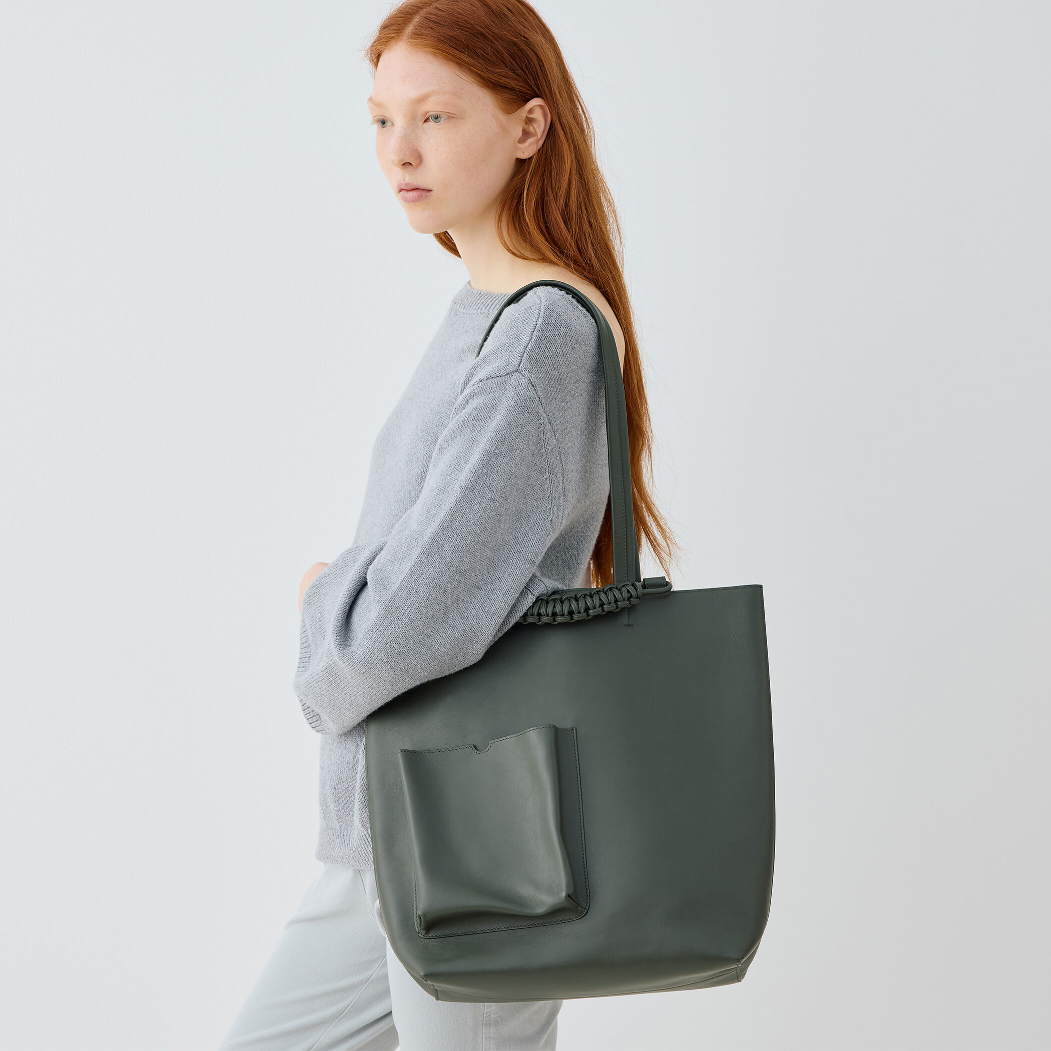 SAGAN VIENNA PAZAR BOOK トートバッグ｜トゥモローランド 公式通販