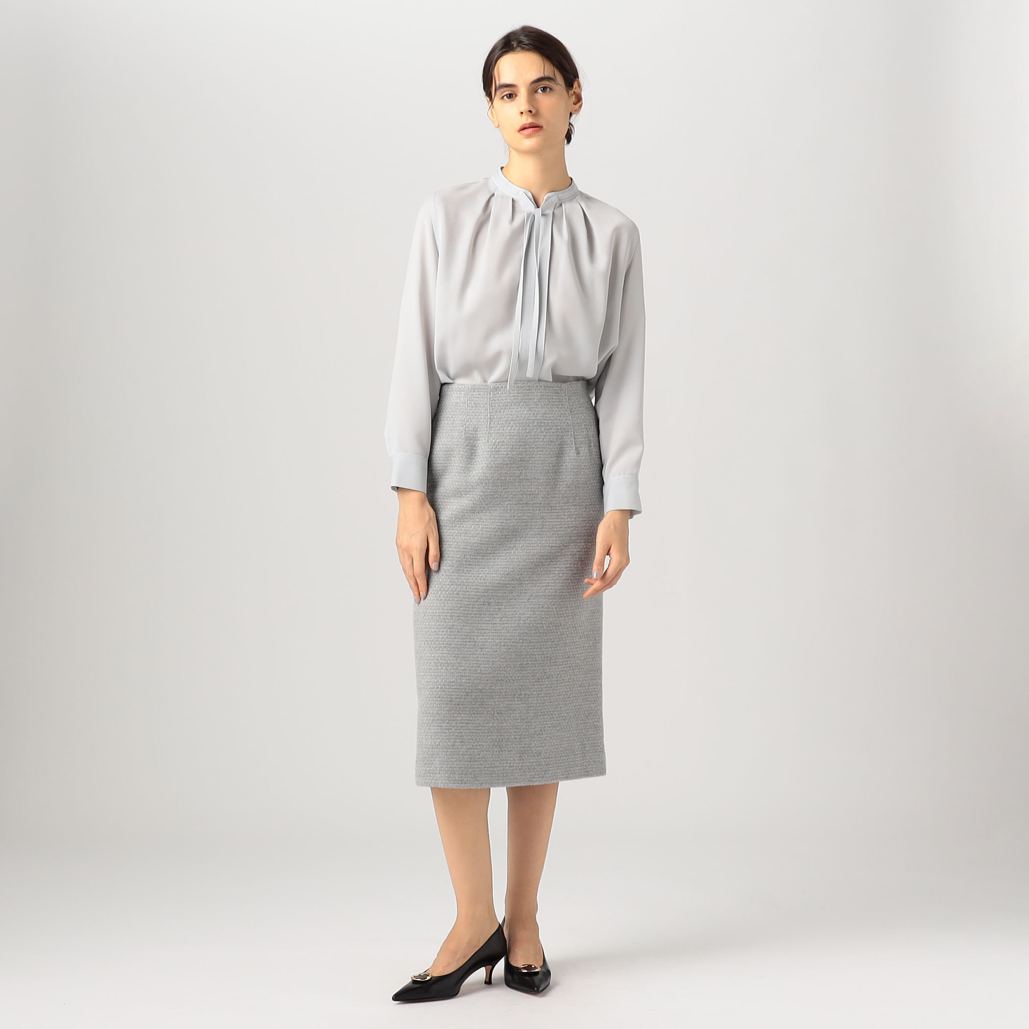 Ballsey＊定価¥17,600！スムースサテン ストリングネックブラウス スムースサテン ストリングネックブラウス｜トゥモローランド 公式通販