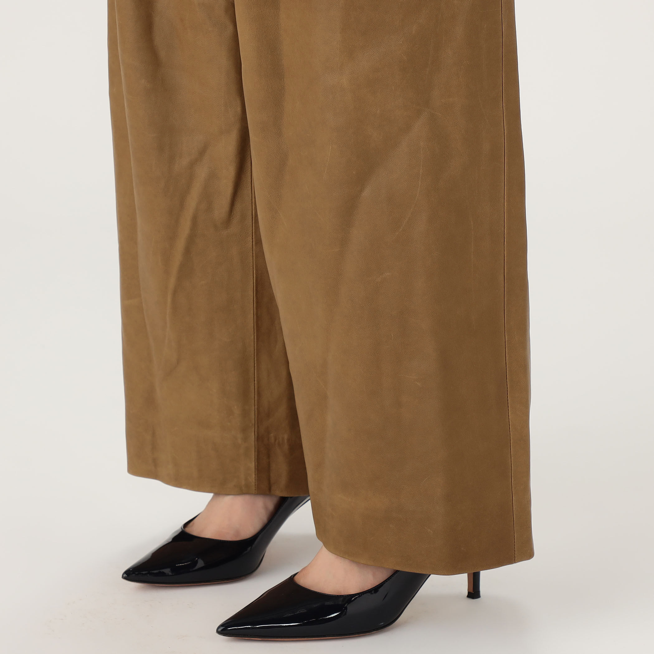 まする マーケトリースワールラビット がま口2つ折り財布 ｜ポール・スミス