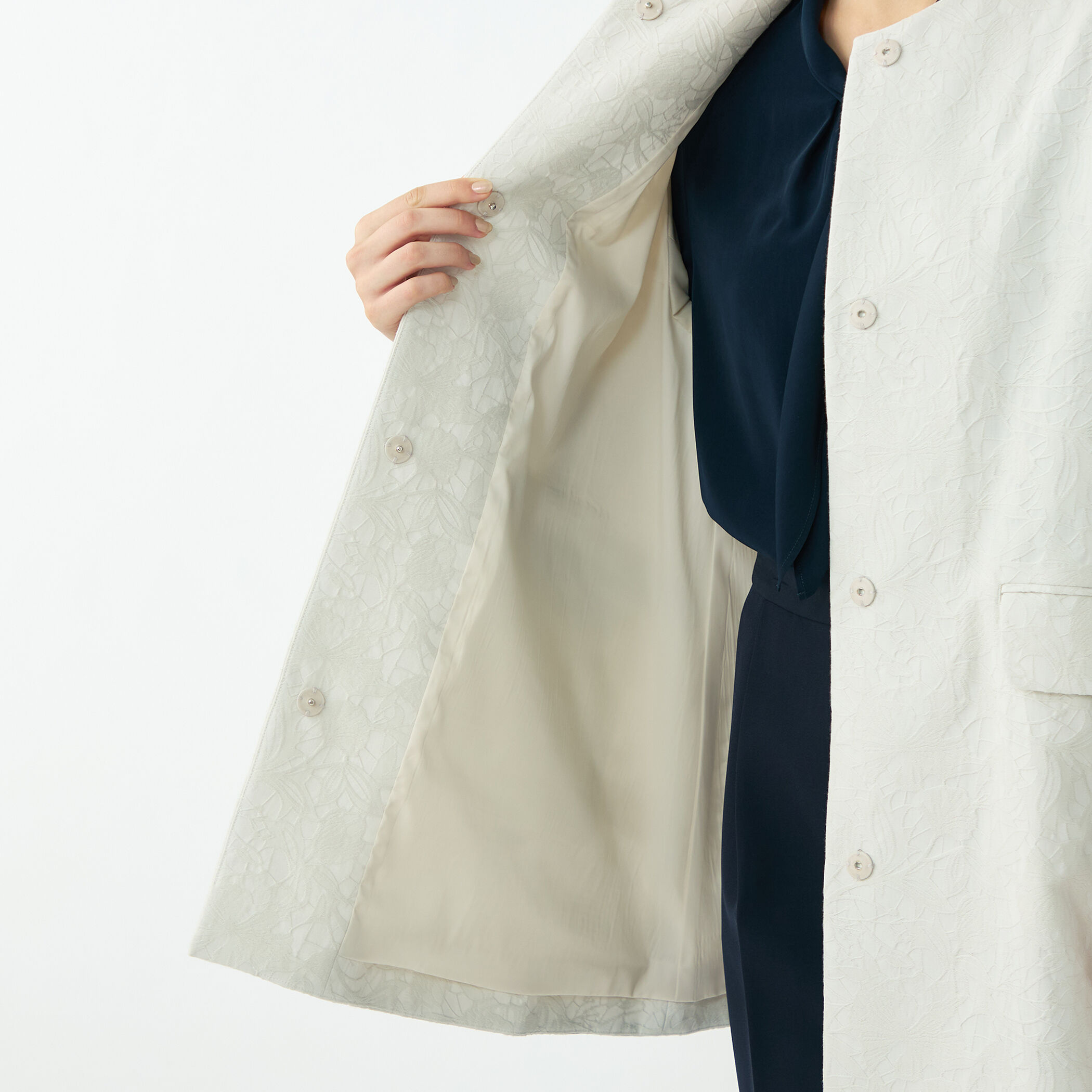 ボタニカルジャカード トラペーズコート｜トゥモローランド 公式通販