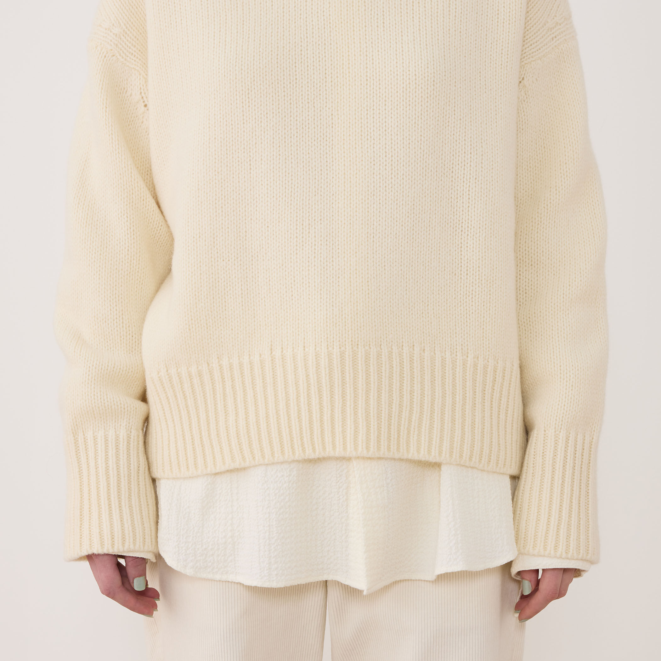 完売✨トゥモローランド ファインウール ハイネック タートル ニット 白 S 完売✨トゥモローランド ファインウール ハイネック タートル ニット