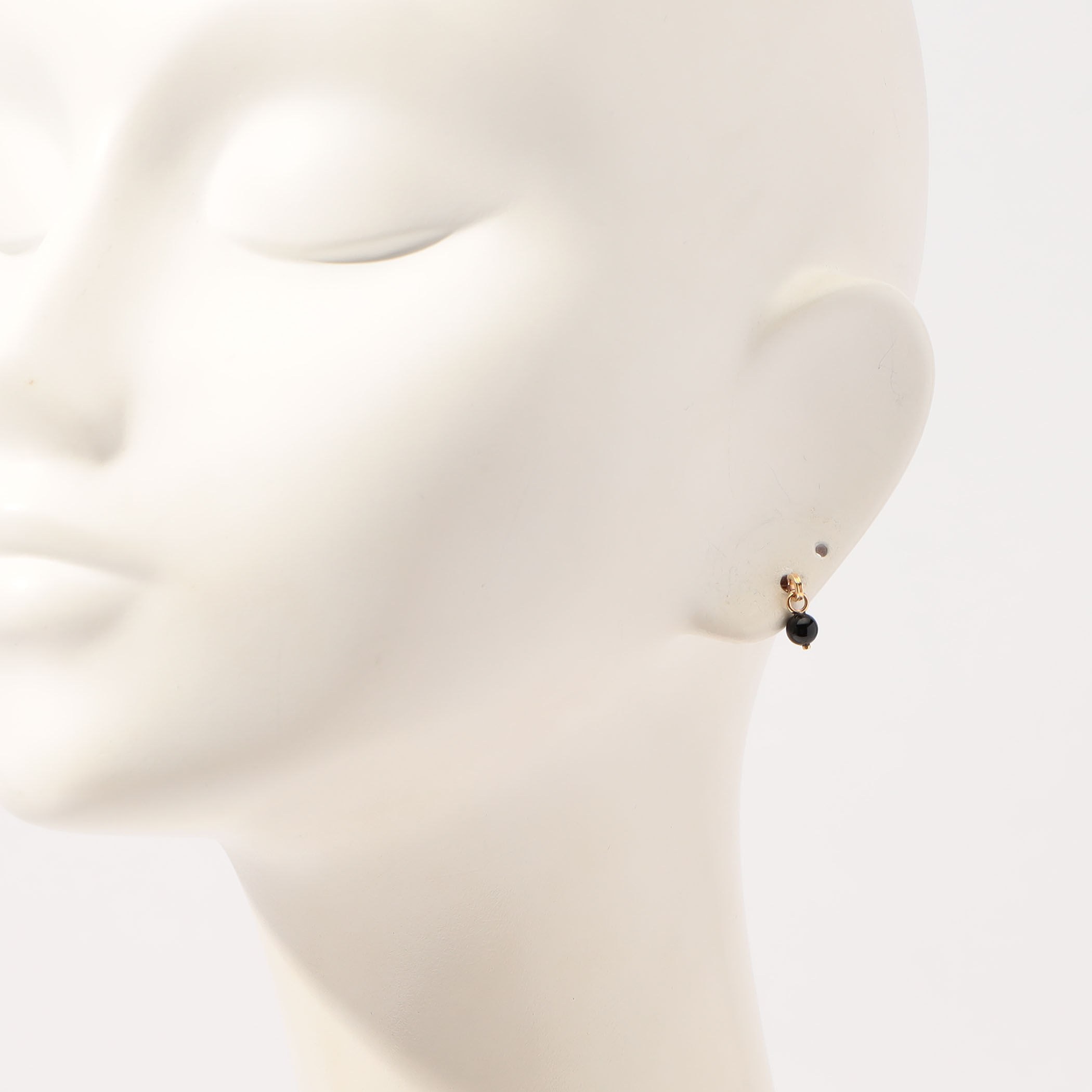 Hirotaka Mini Beluga オニキスシングルピアス