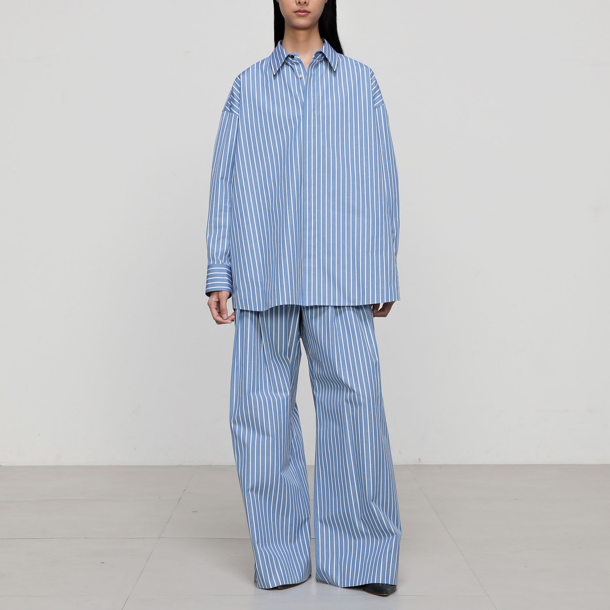 パンツ TOMORROWS LAND コットン ハイカウントストライプ タックワイドパンツ