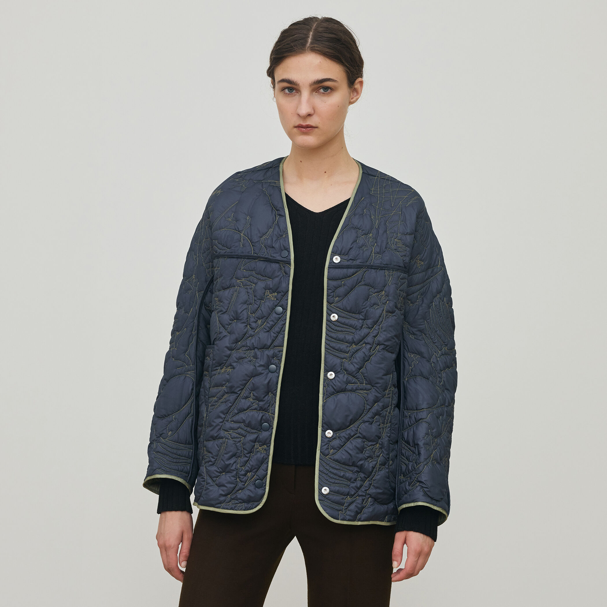 トゥモローランド キルティングリバーシブルコート　ネイビー 別注】manipuri リバーシブル キルティングコート｜トゥモローランド