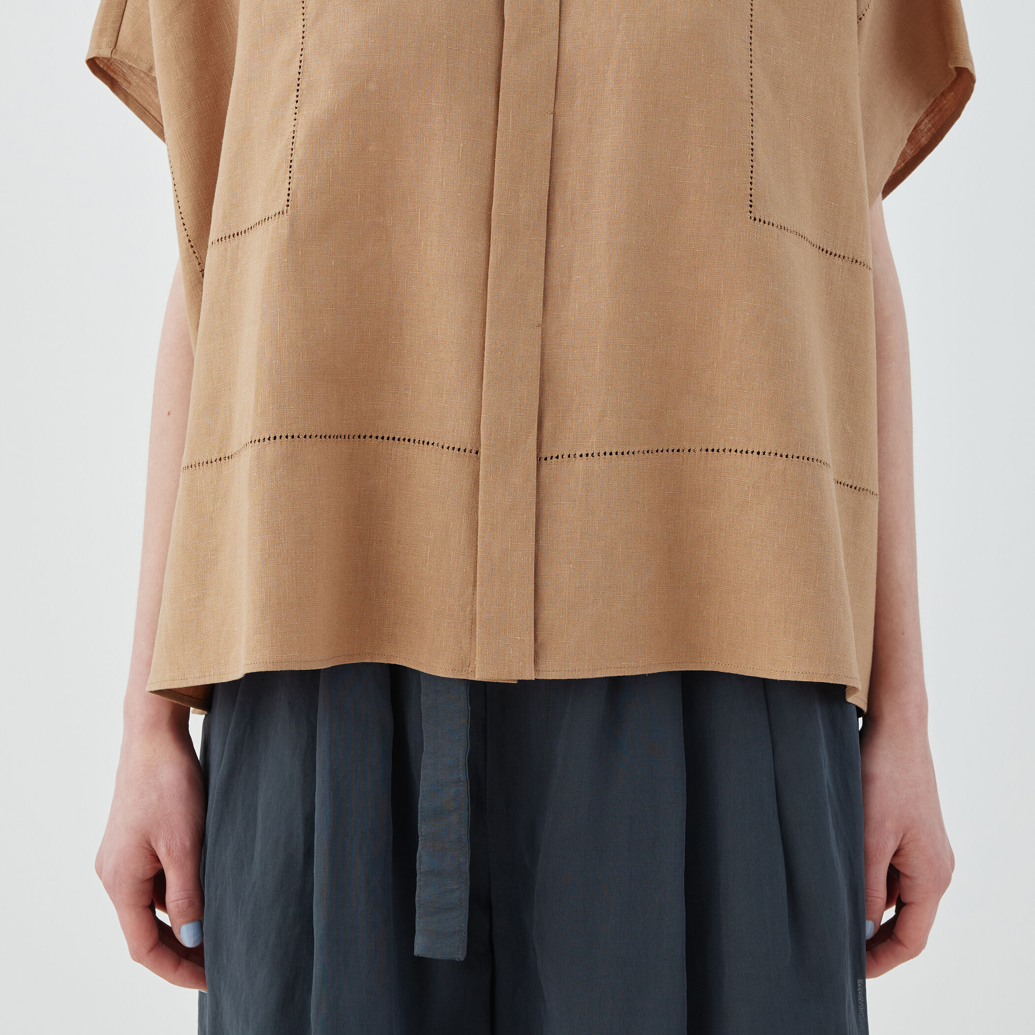 GALERIE VIE フレンチリネン スタンドカラーシャツ 楽天市場】【SALE／40%OFF】フレンチリネン スタンドカラー