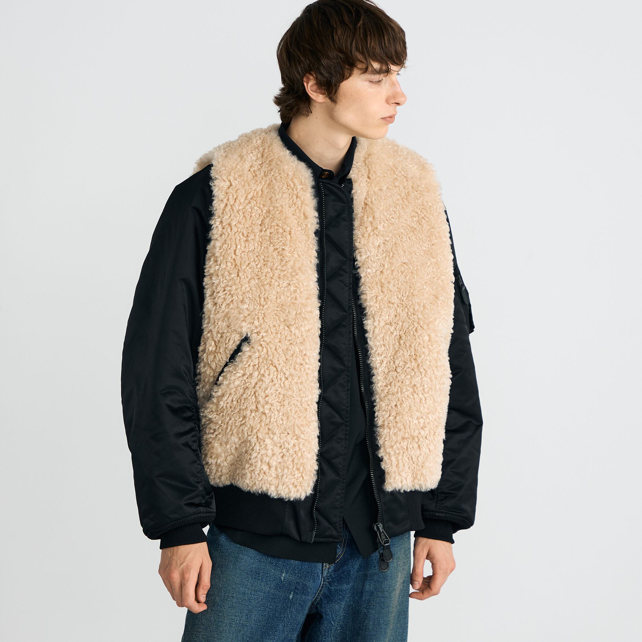 m*a様 フェイクドッグキット 別注】HYKE FAUX SHEARLING TYPE MA-1JACKET｜トゥモローランド