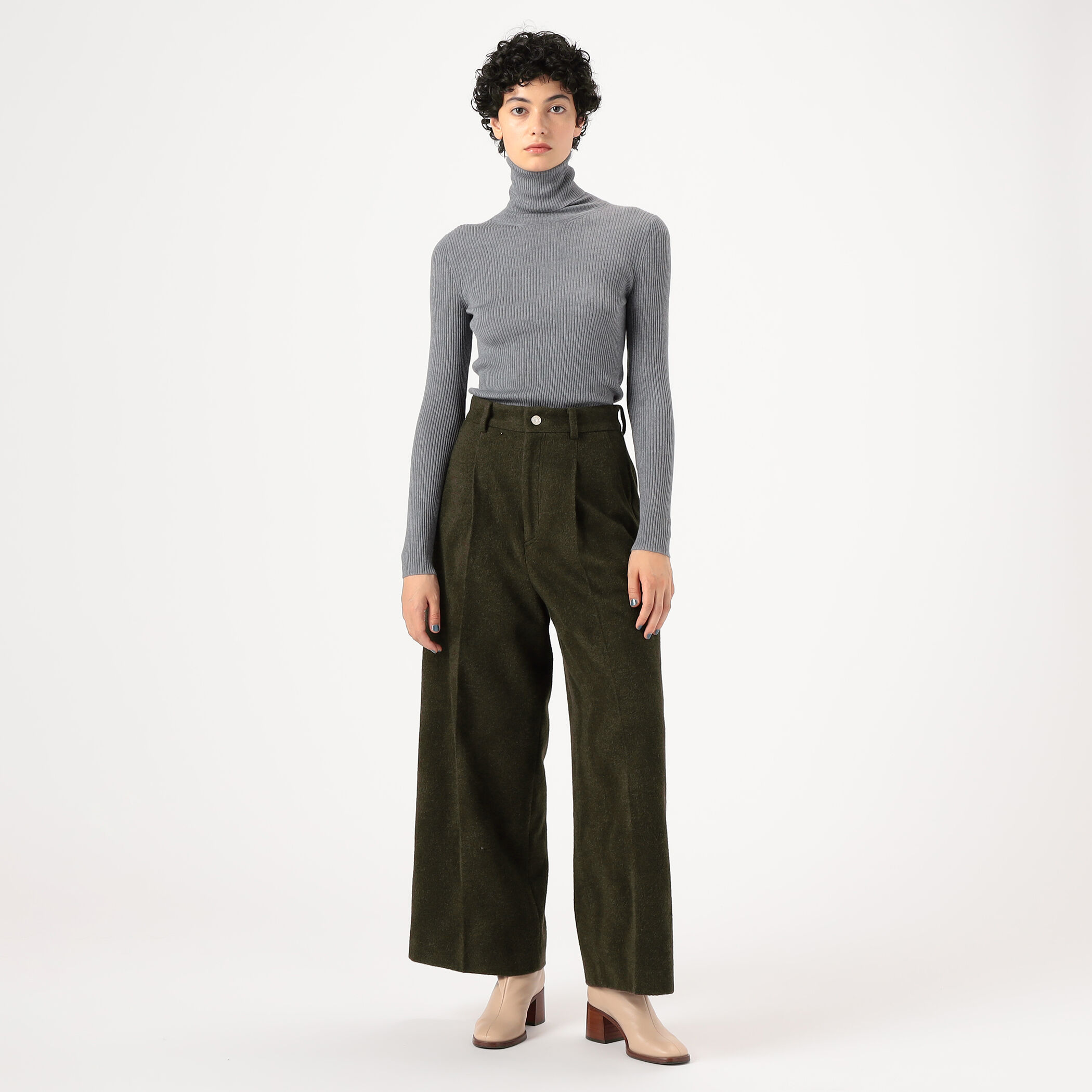 ブラッシュドウール ハイウエストパンツ|トゥモローランド 公式通販 ブラッシュドウール ハイウエストパンツ|トゥモローランド 公式通販