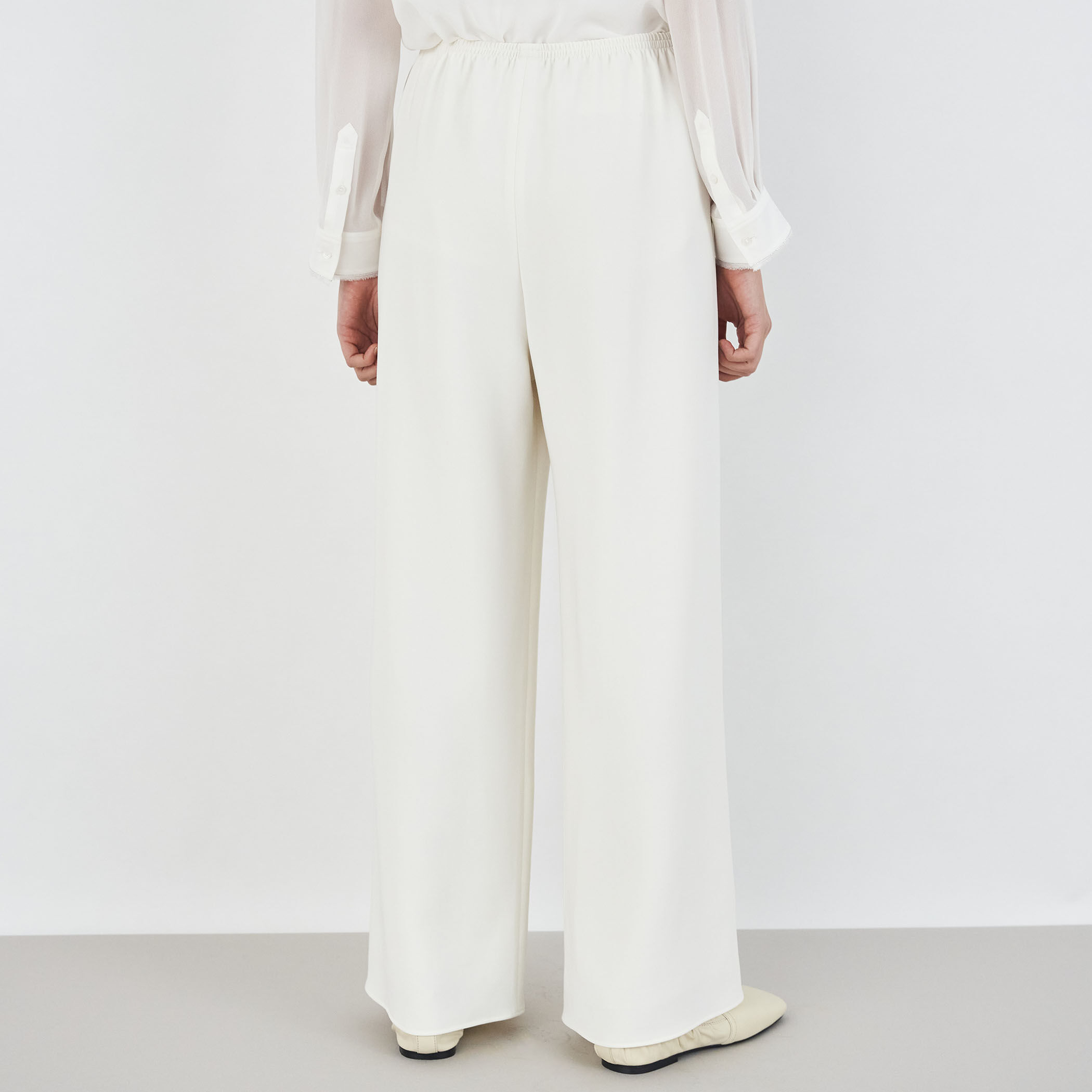 ライトダブルクロス リラックスパンツ｜トゥモローランド 公式通販