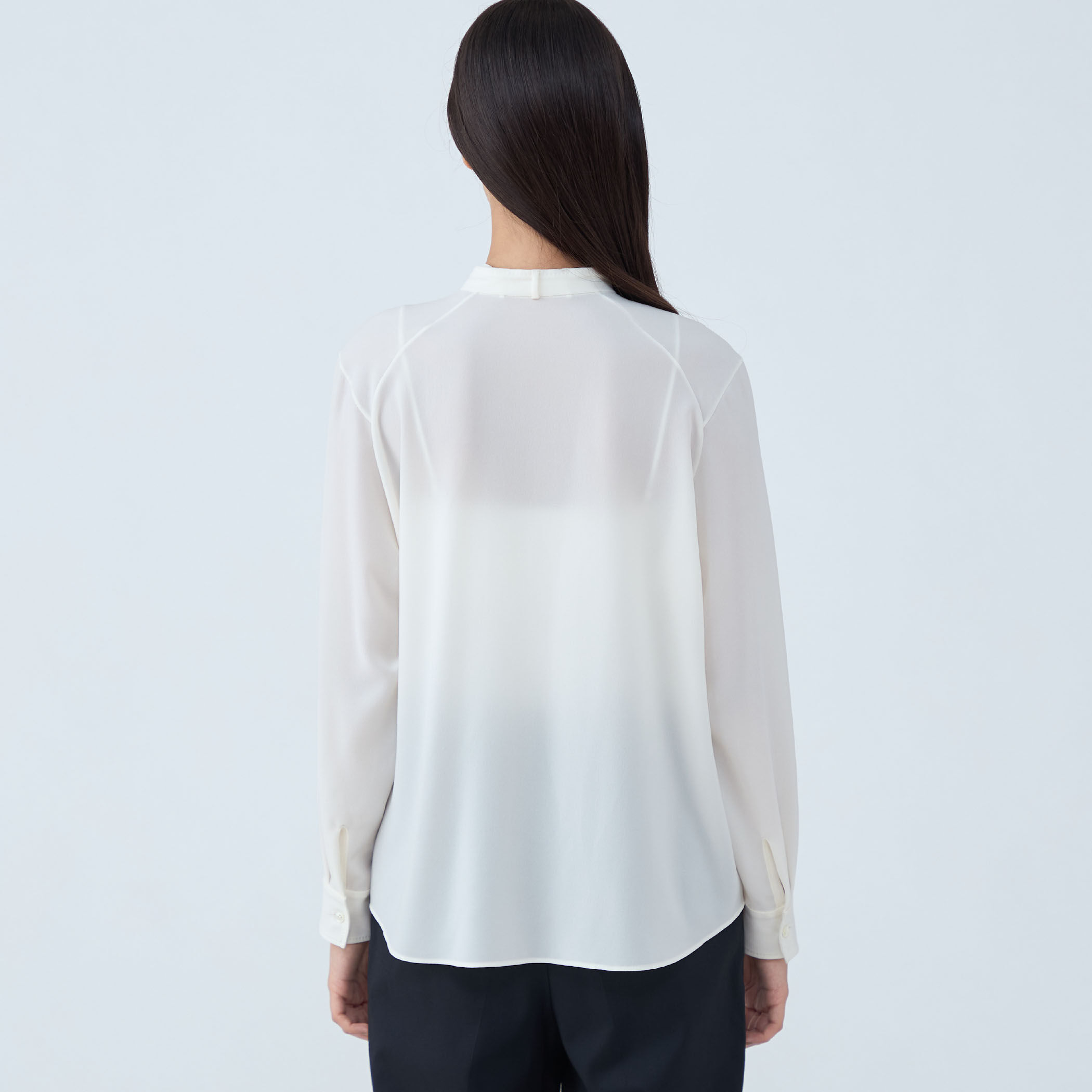 ポリエステルアムンゼン ハンドステッチブラウス｜トゥモローランド