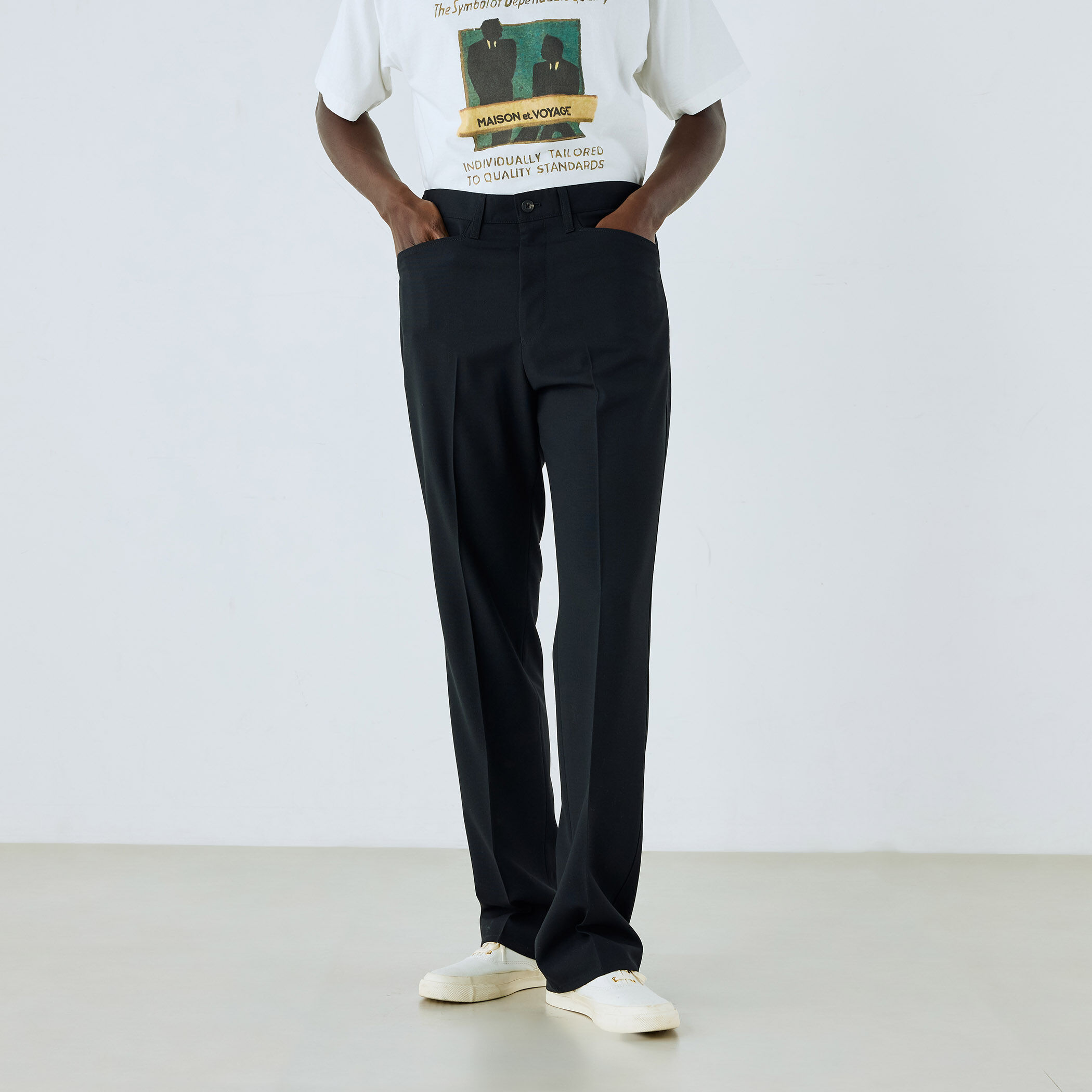 ほぼ未使用 トゥモローランド イタリア生地 パンツスーツ セットアップ 黒 通年 ほぼ未使用 トゥモローランド イタリア生地 パンツスーツ