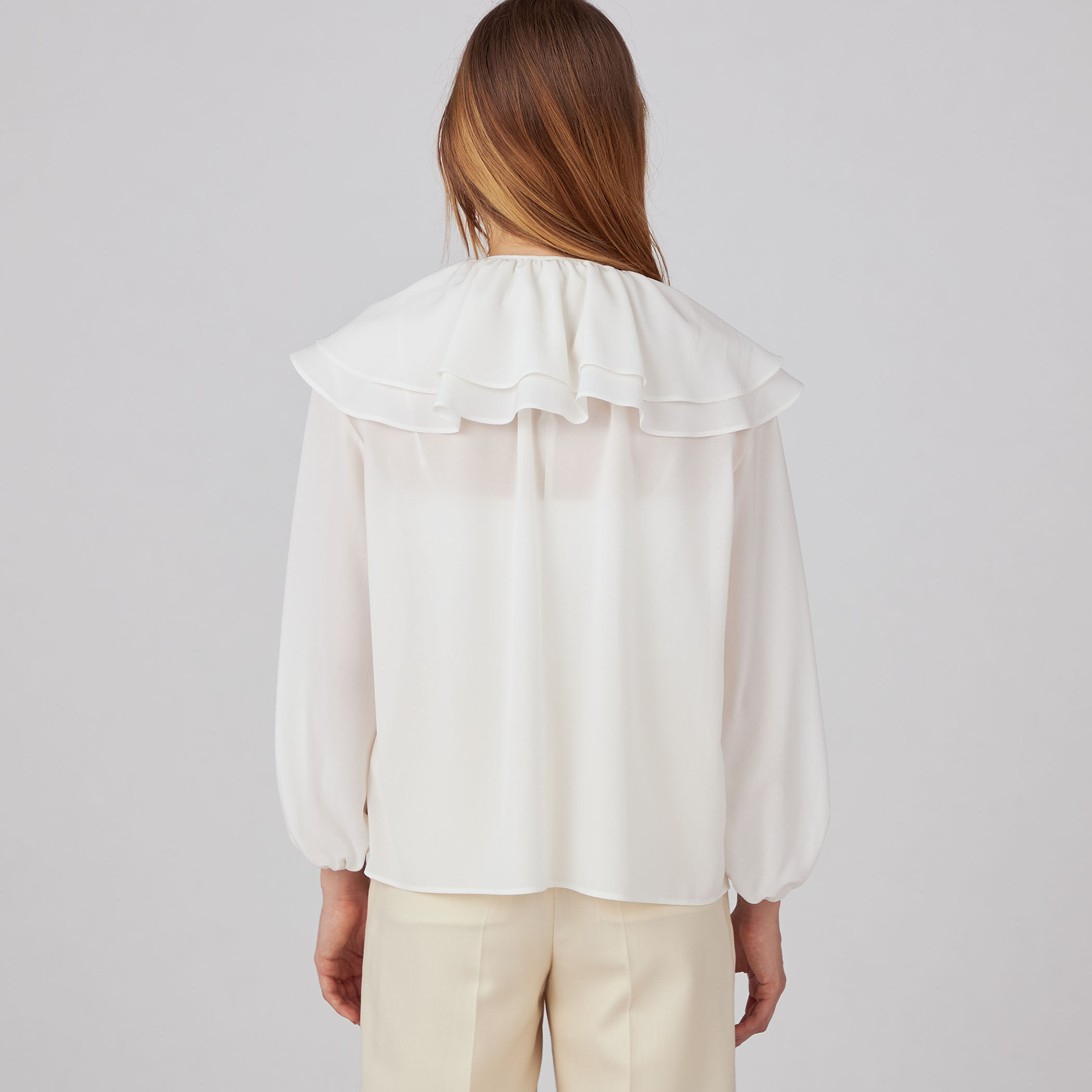 シアートロ ラッフルカラーブラウス｜トゥモローランド 公式通販