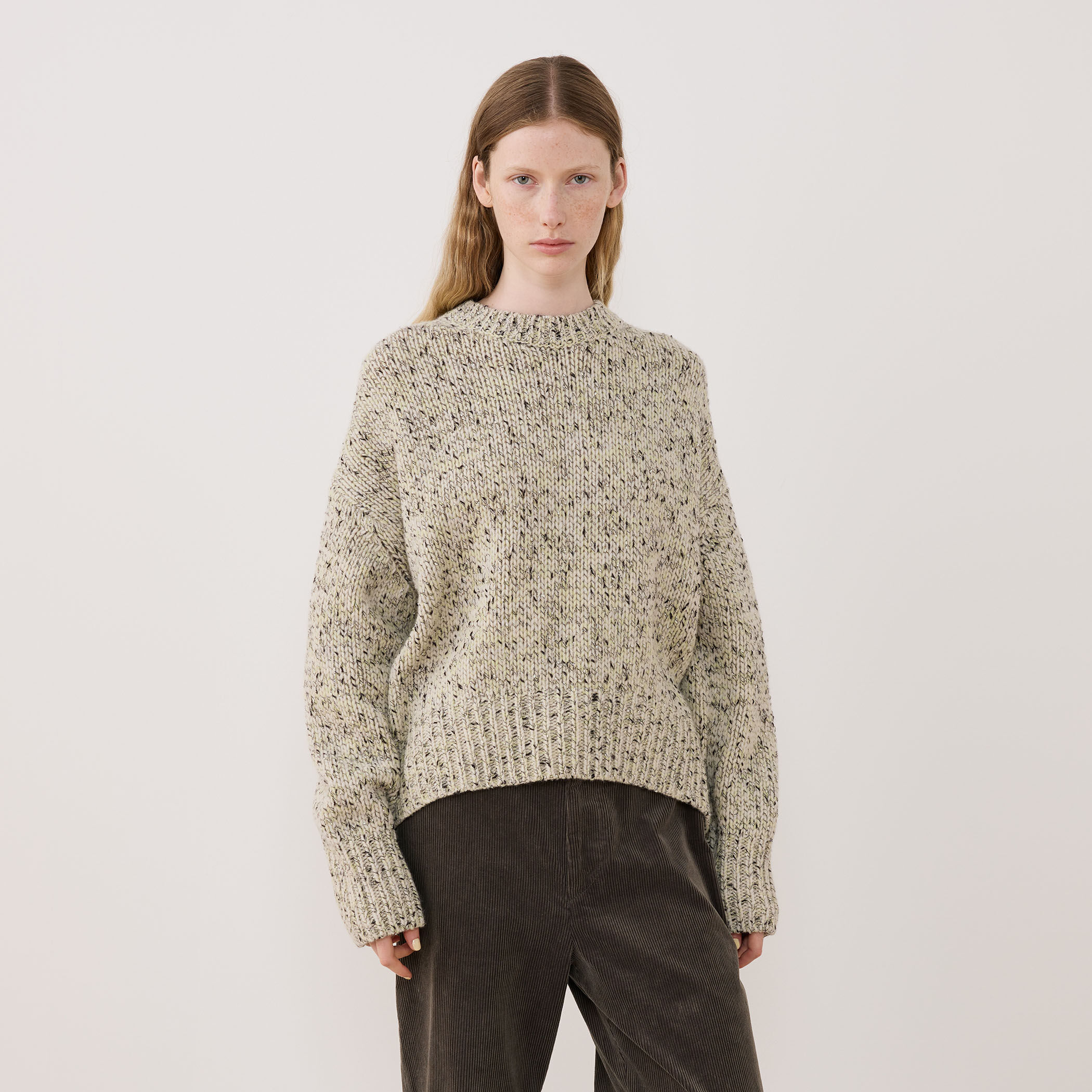 ギャルリーヴィートゥモローランド 25AW セサミメランジ ニット セーター セサミメランジ クルーネックプルオーバー｜トゥモローランド 公式サイト