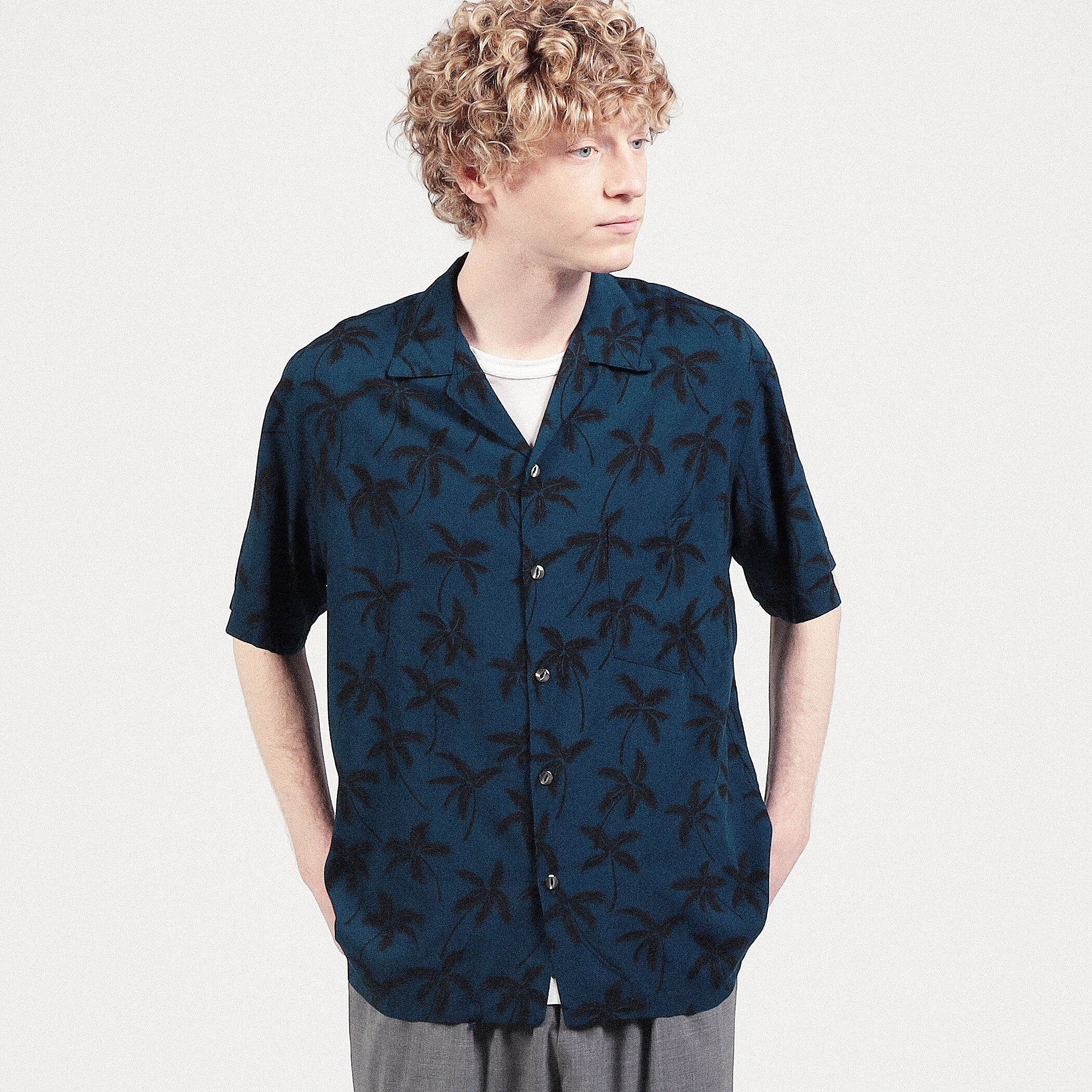 別注】TWO PALMS レーヨン アロハシャツ｜トゥモローランド 公式通販