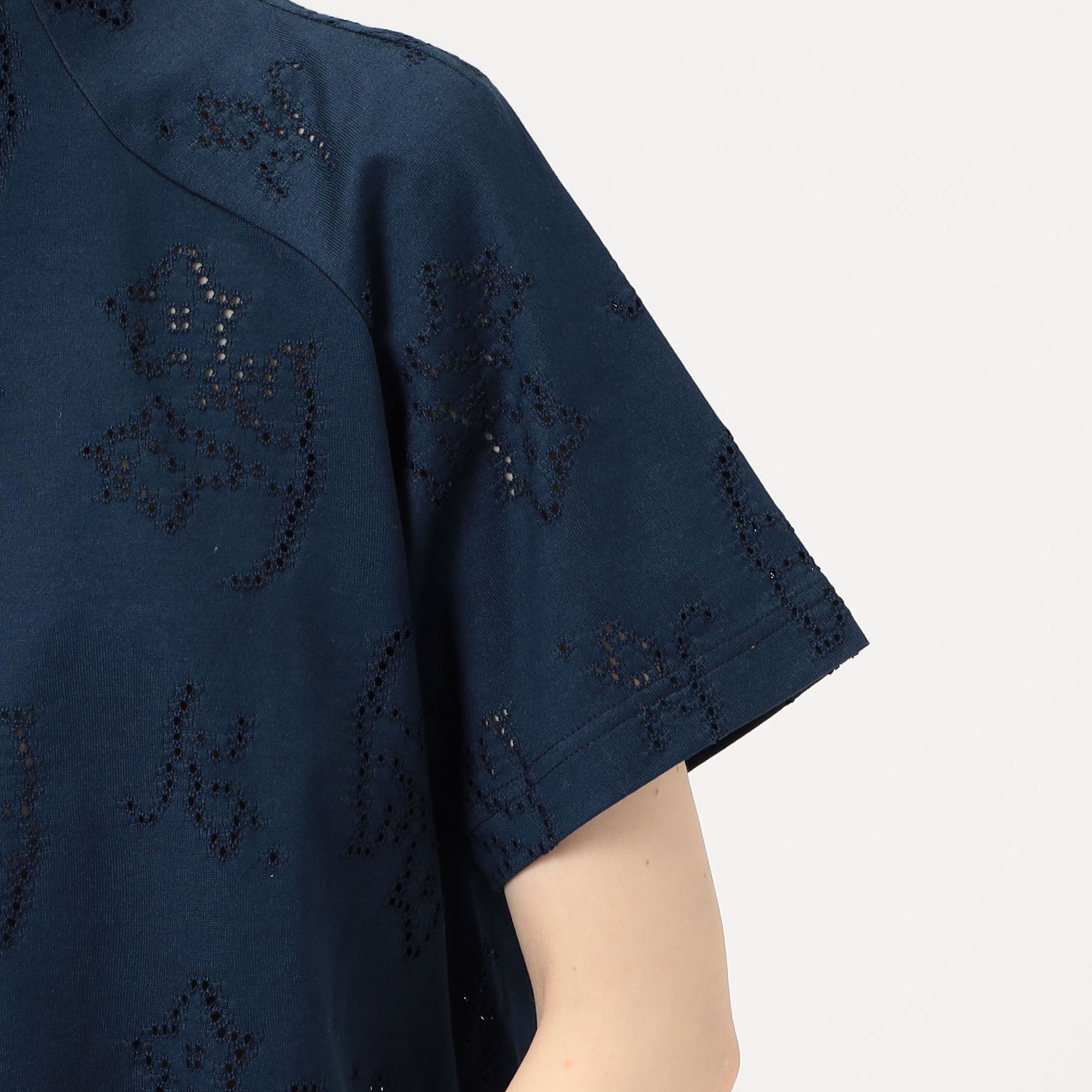 別注】Mame Kurogouchi Eyelet Jersey Jacquard Top｜トゥモローランド