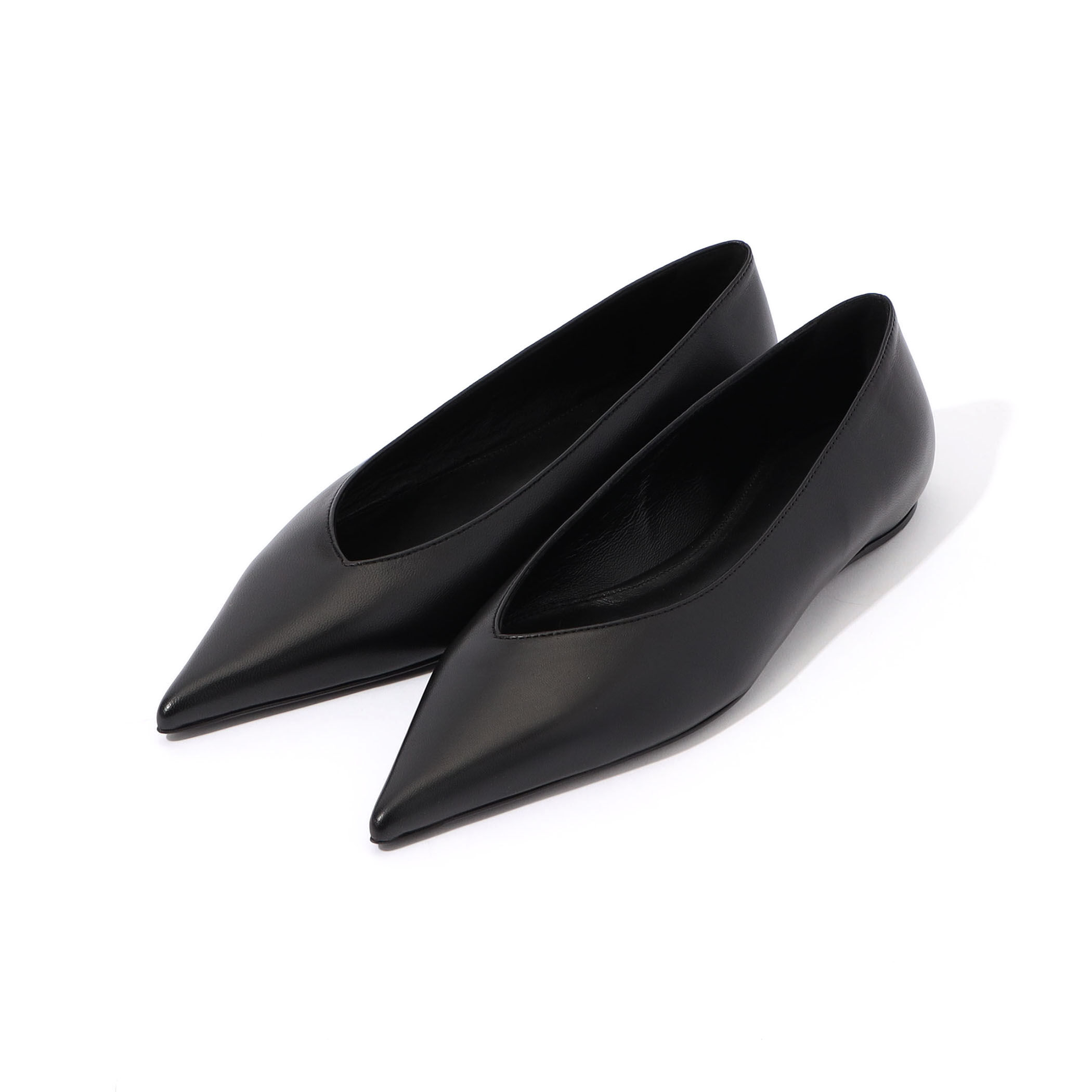 TOTEME ASYMMETRIC バレエシューズ｜トゥモローランド 公式通販