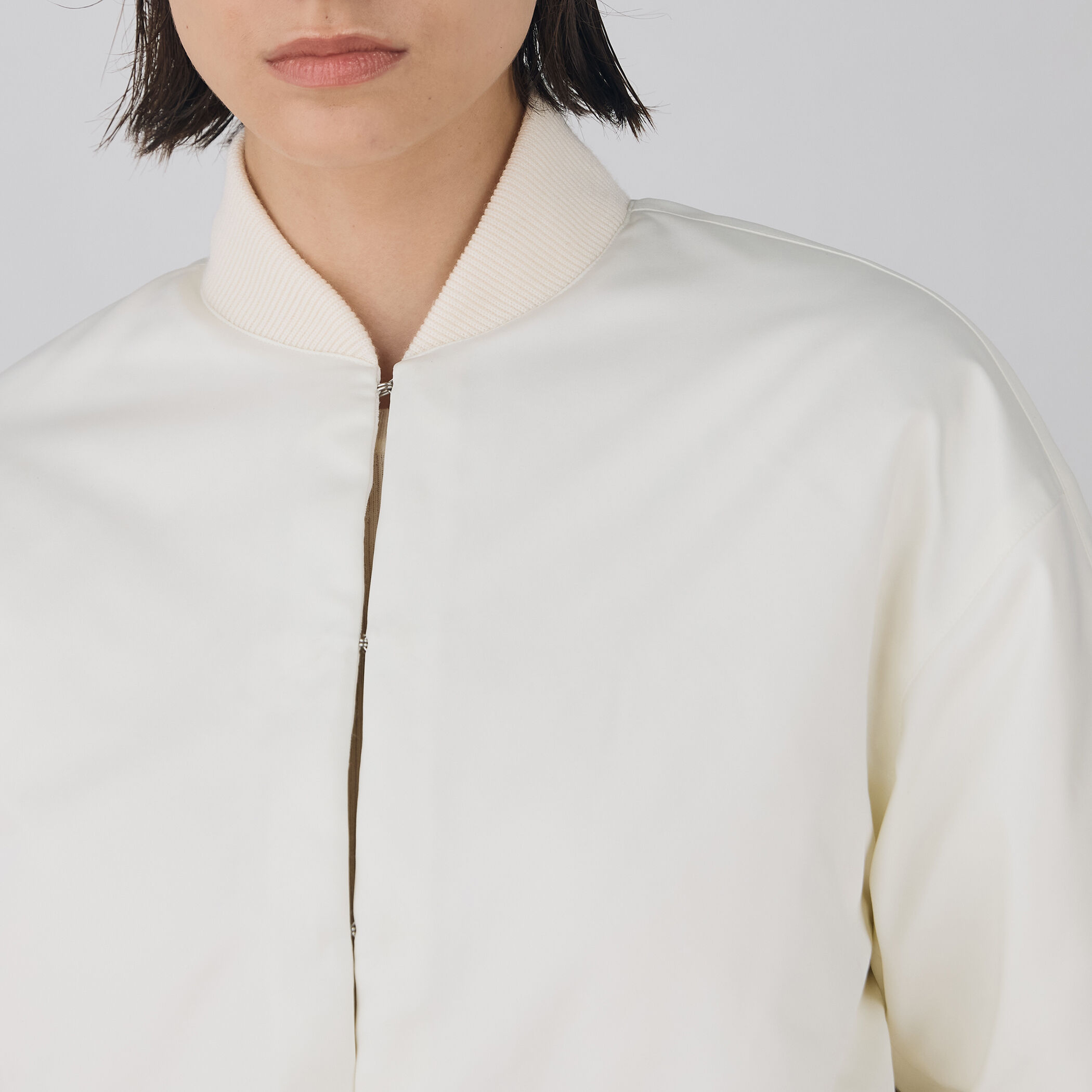 ポリエステルスムースダブルクロス クロップドブルゾン