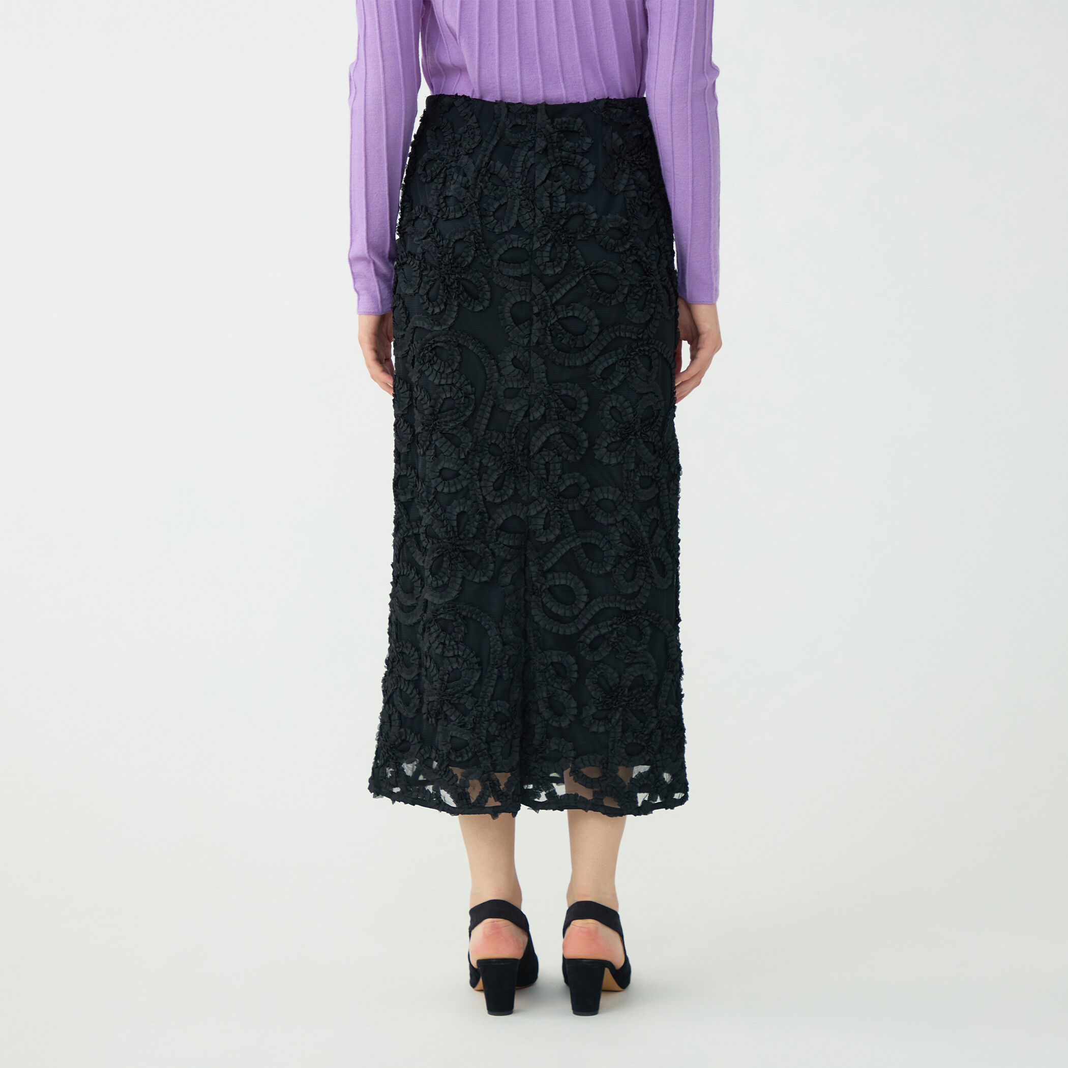 ロゼットチュールエンブロイダリー タイトスカート｜トゥモローランド