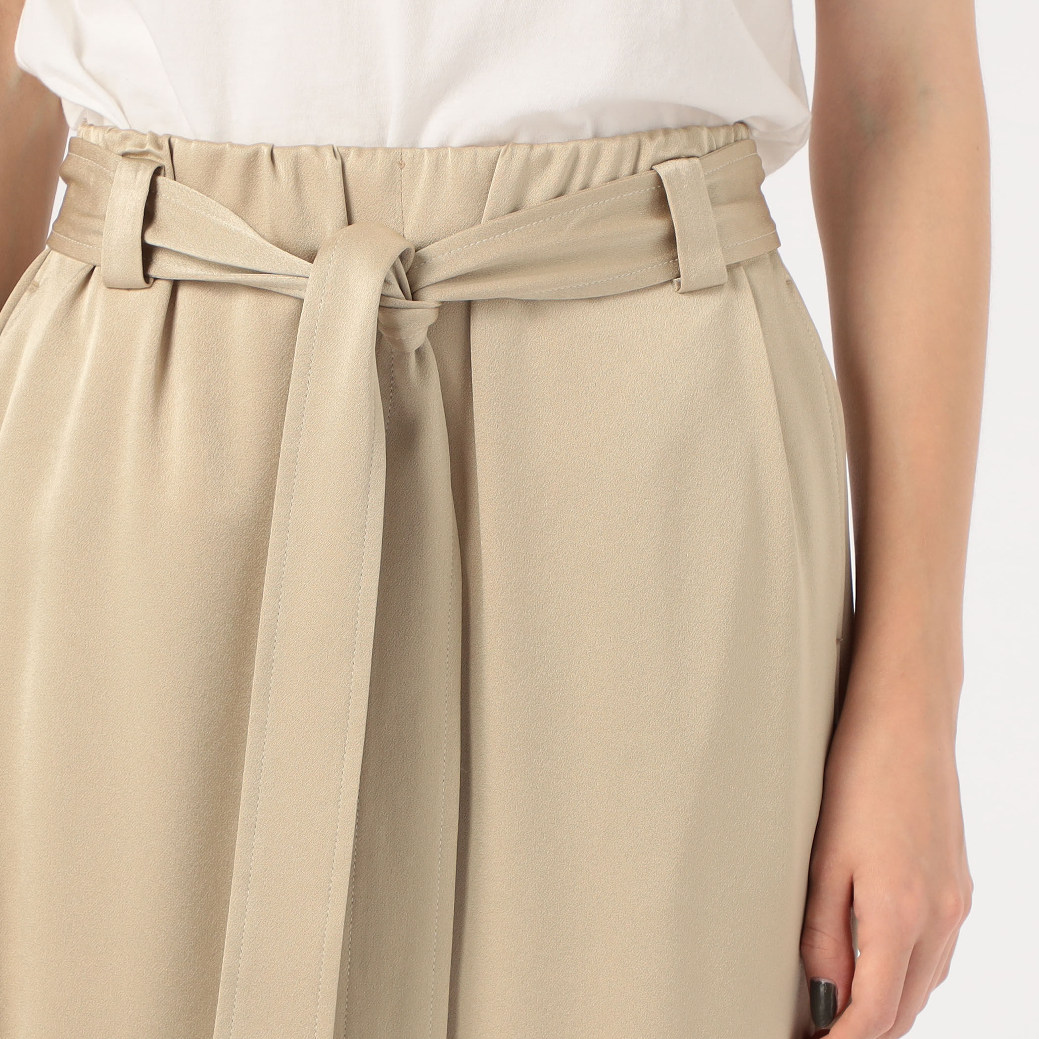 新品 mare マレWater-Repellentベルト付ボリュームスカート 新品 mare マレWater-Repellentベルト付ボリュームスカート