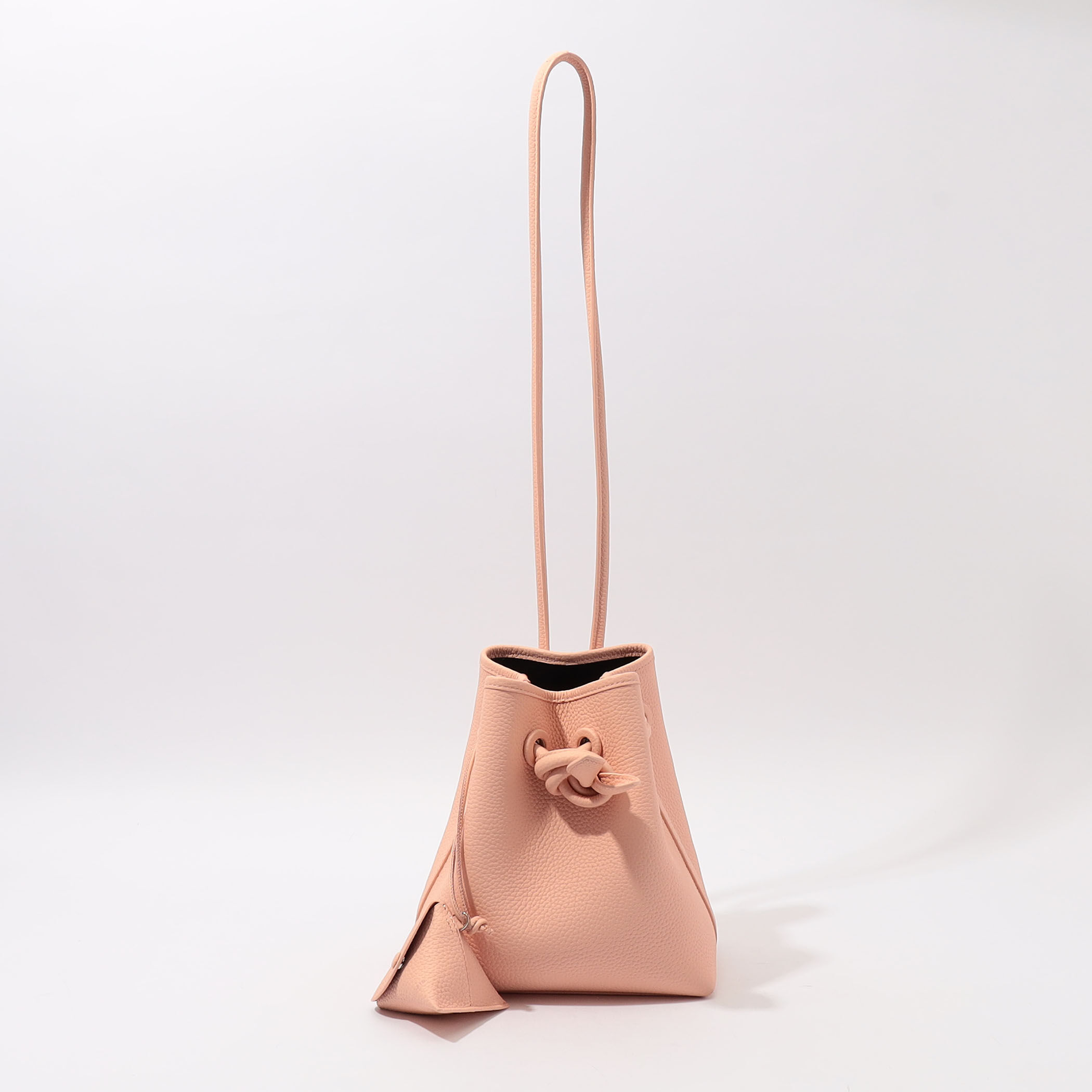 別注】VASIC BOND MINI CHARM バッグ｜トゥモローランド 公式通販