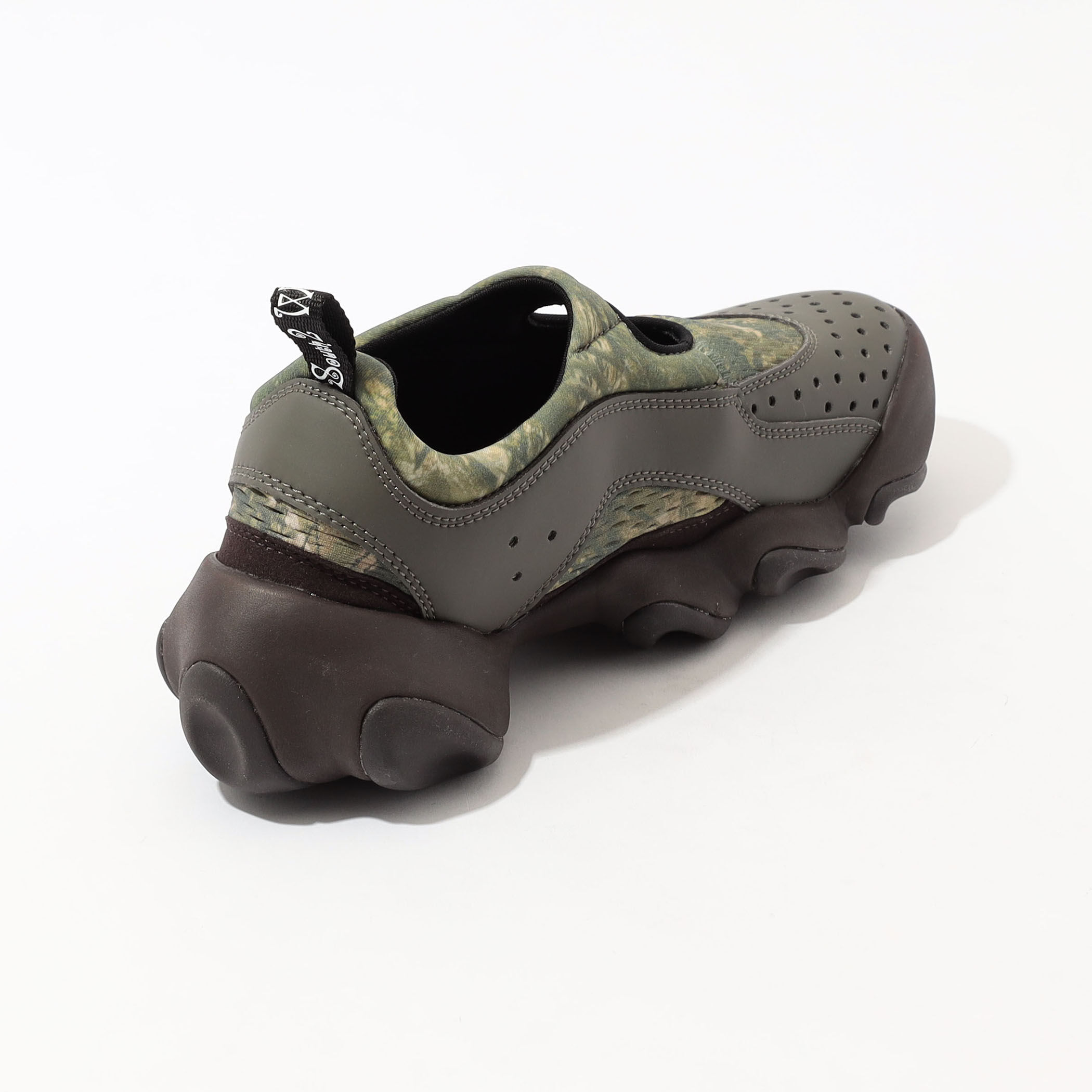 □Oakley Factory Team × SOUTH2 WEST8 FLESH SANDAL スニーカー