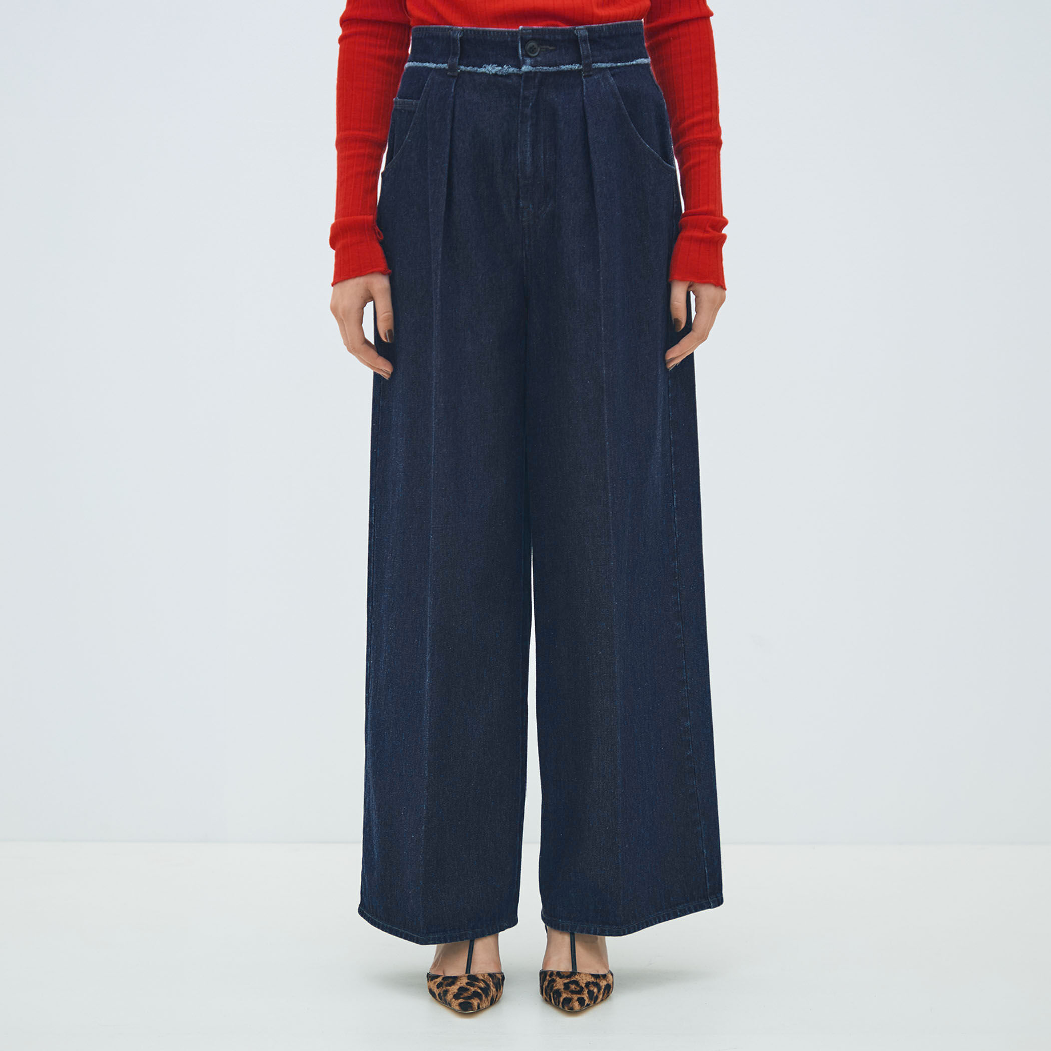 ハードツイストデニム ワイドパンツ｜トゥモローランド 公式通販