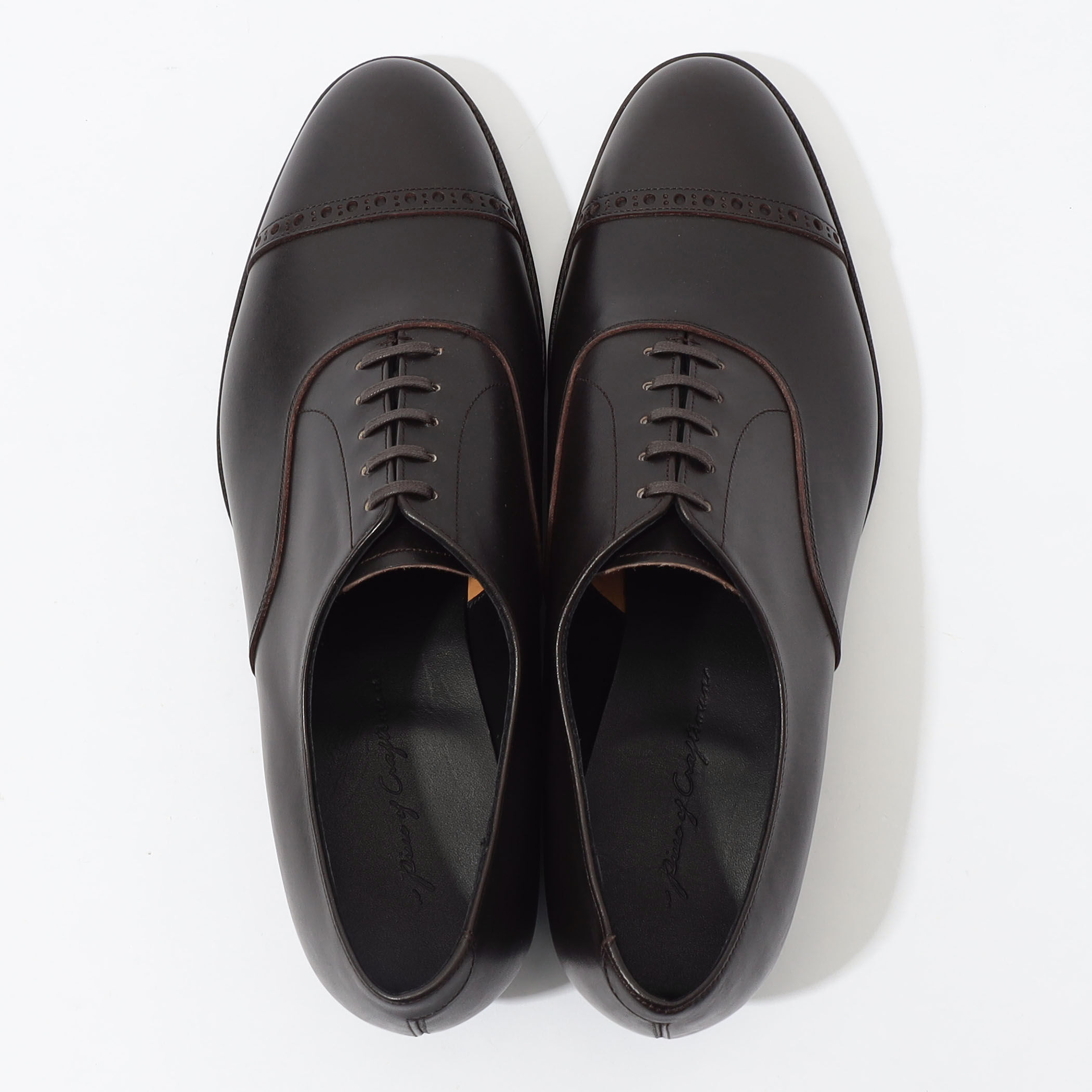 A piece of craftsman パンチドキャップトゥ｜トゥモローランド 公式通販