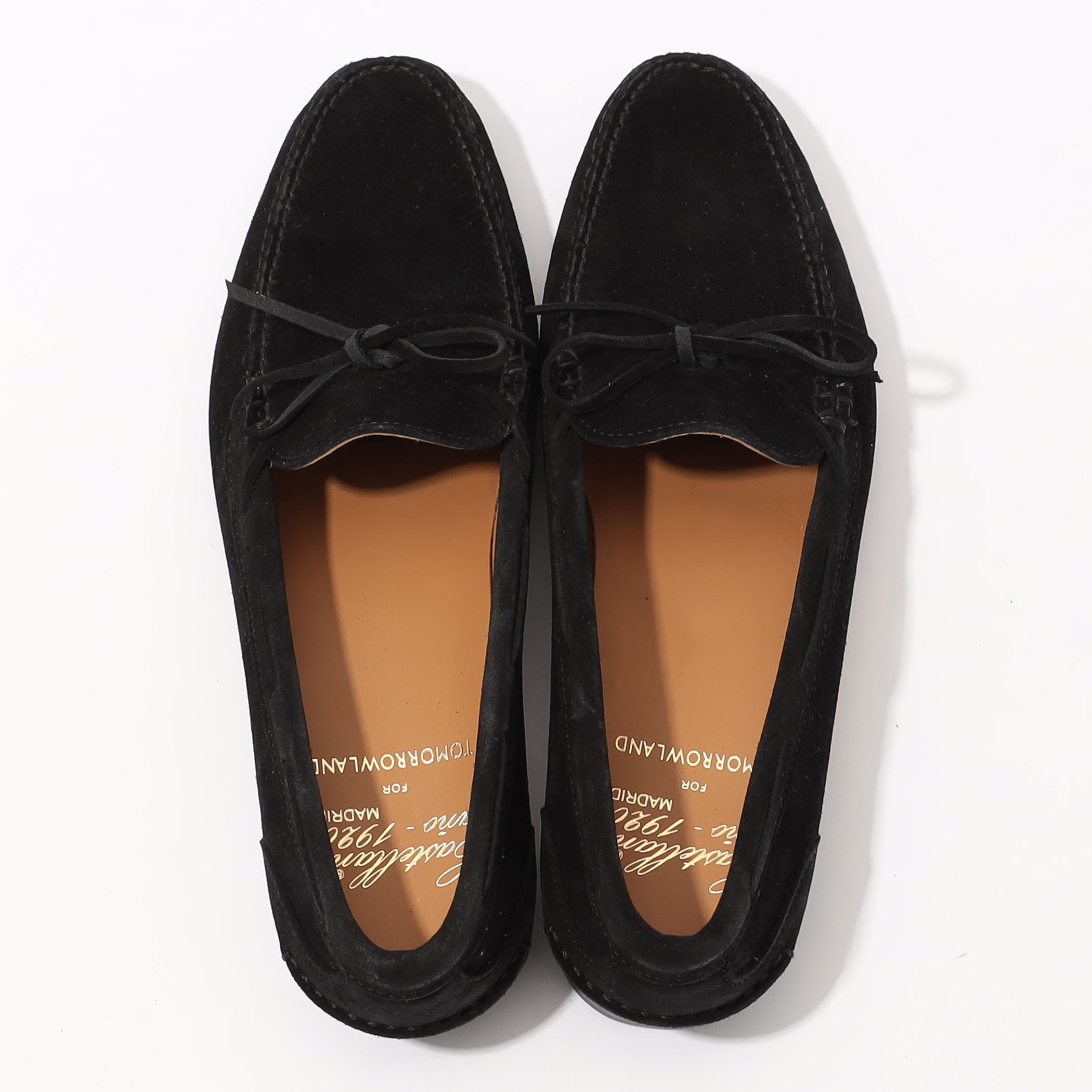 CASTELLANO リボンタッセル スウェードローファー｜トゥモローランド