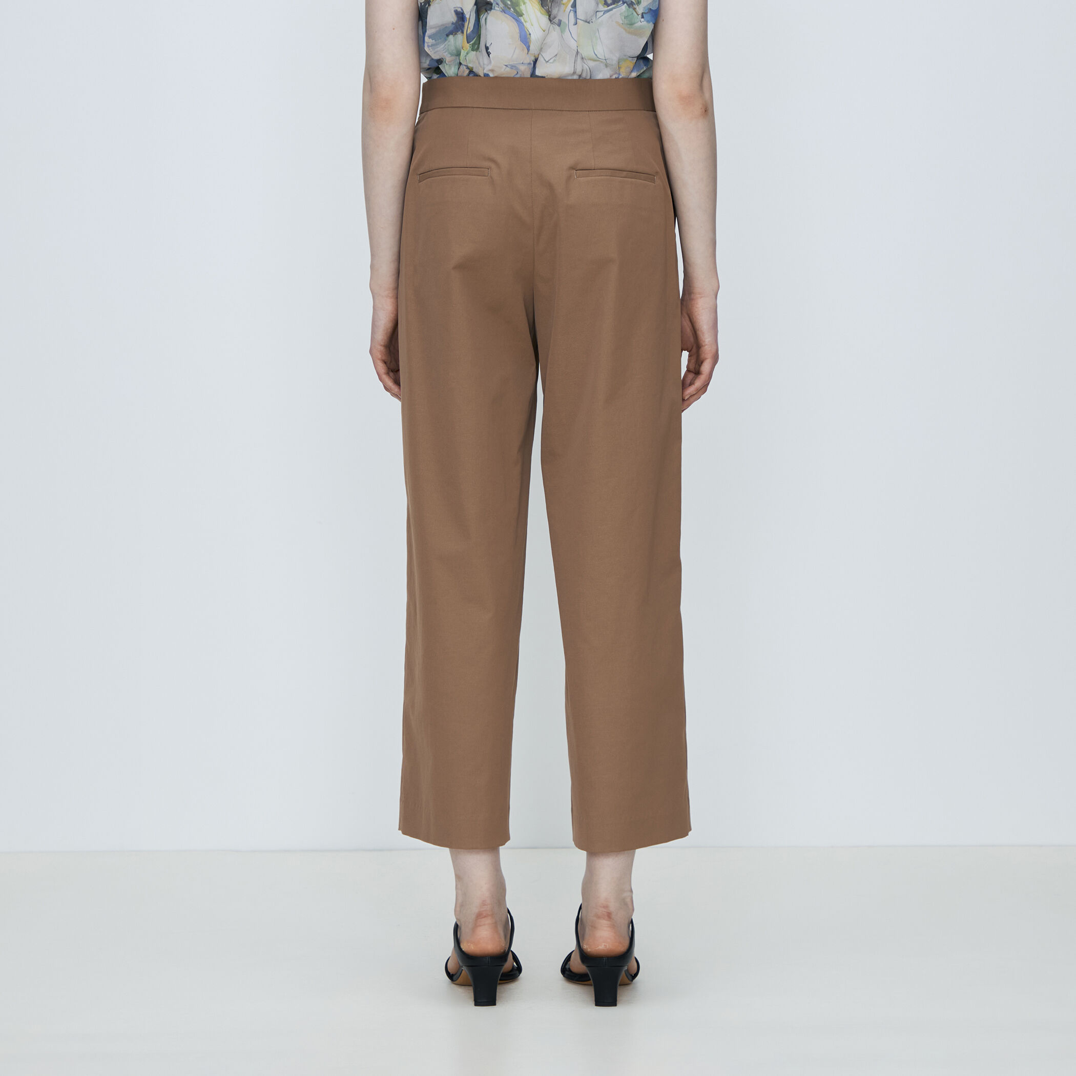 一部WEB先行予約】ドライツイル セミワイドパンツ｜トゥモローランド