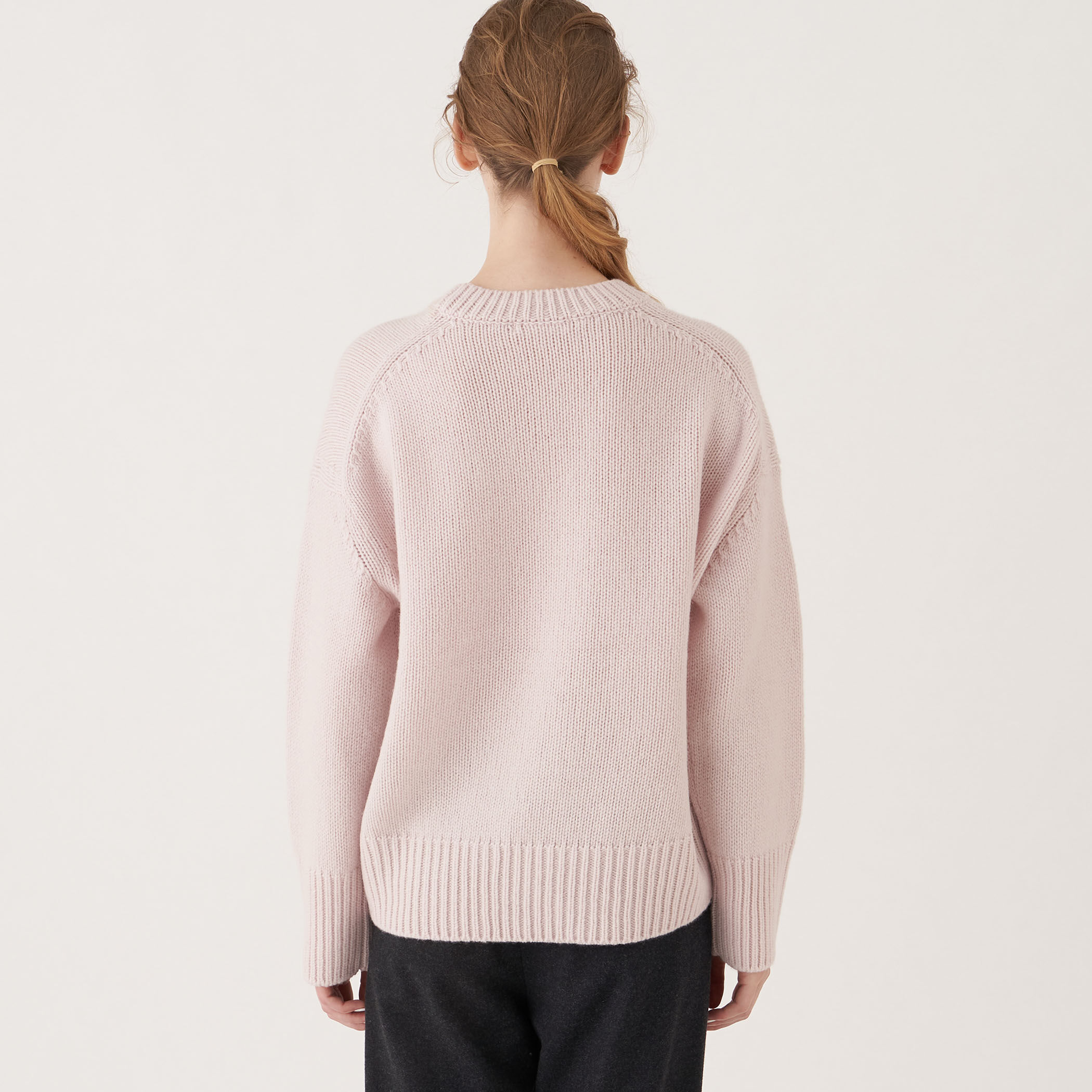 □□□ファインウール クルーネックプルオーバー｜トゥモローランド