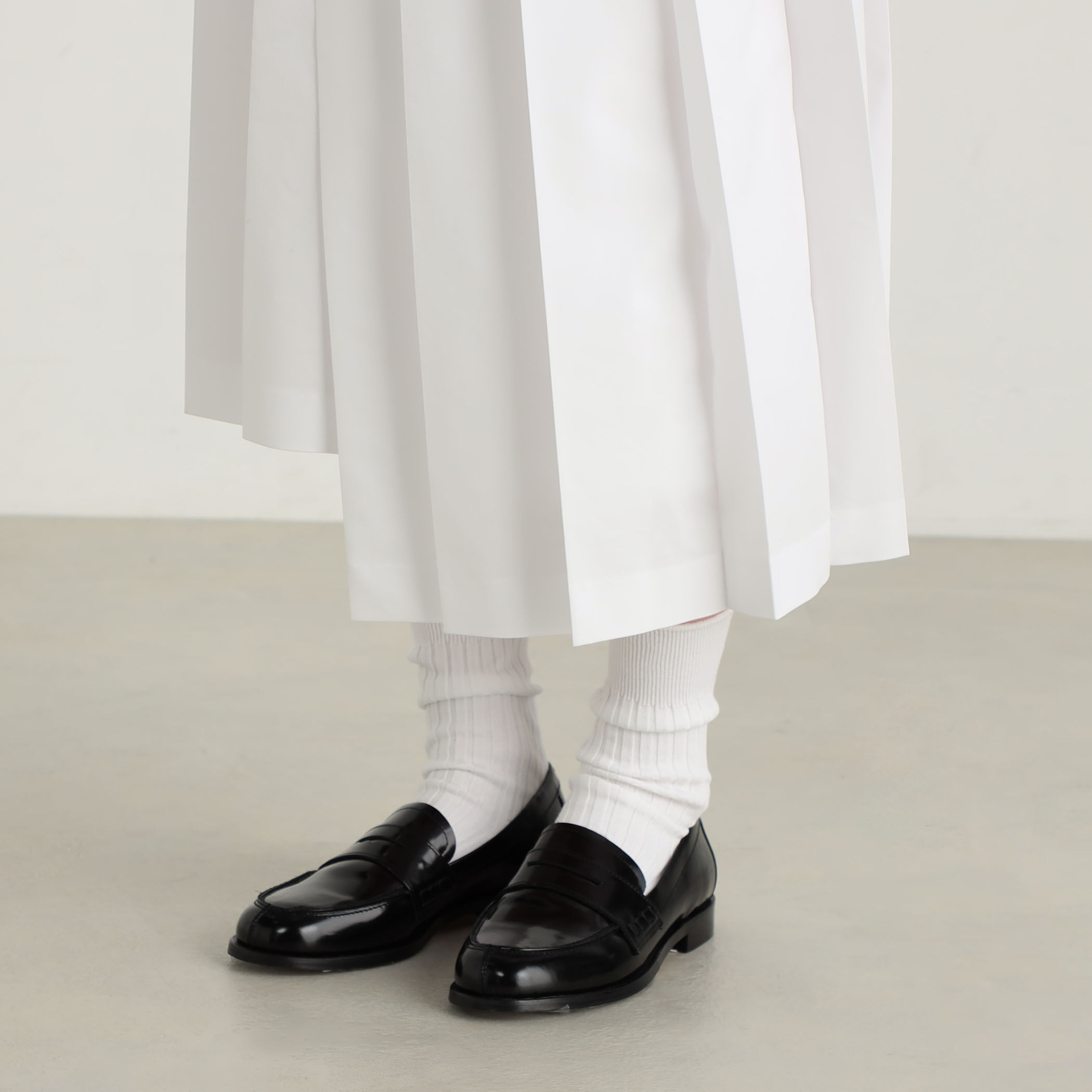 コンパクトツイル プリーツスカート｜トゥモローランド 公式通販