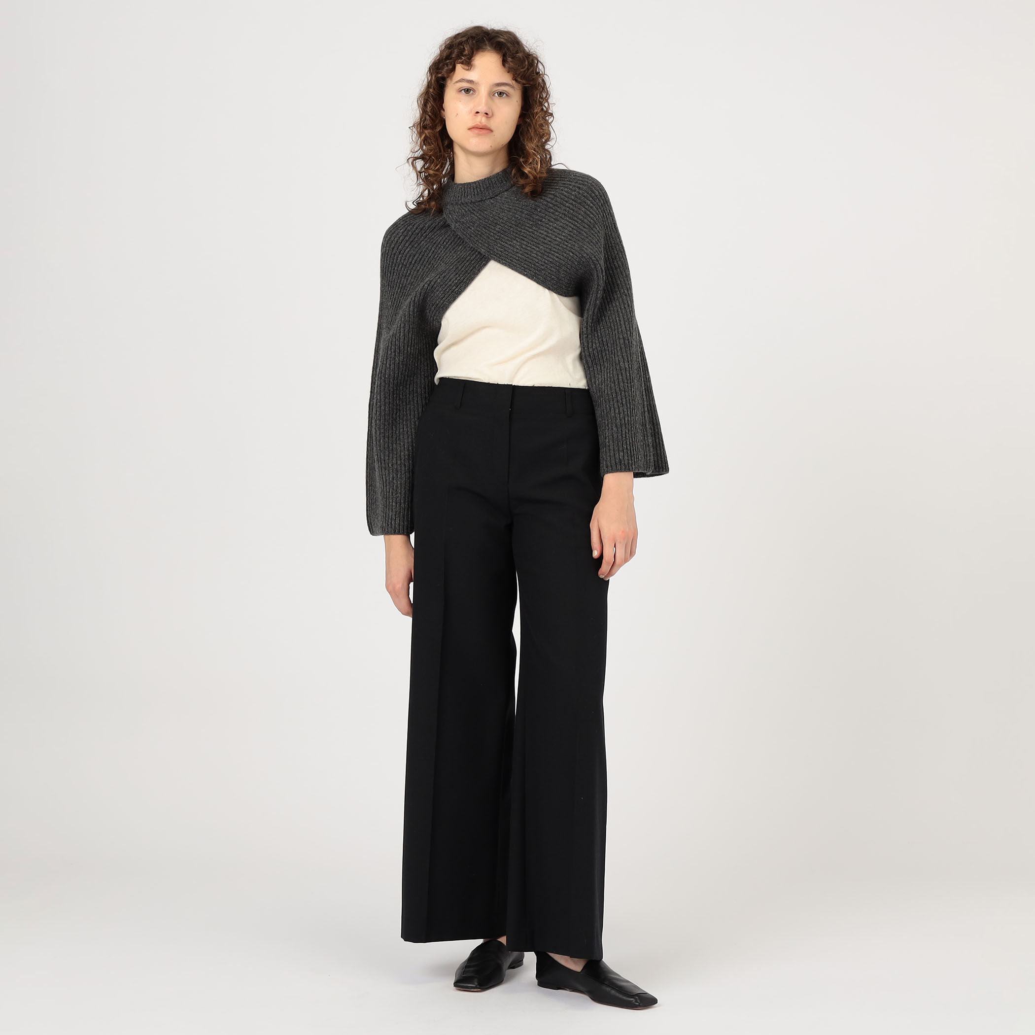 トップス HYKE RIBBED KNIT SHRUG Black size 1 HYKE RIBBED KNIT SHRUG｜トゥモローランド 公式通販