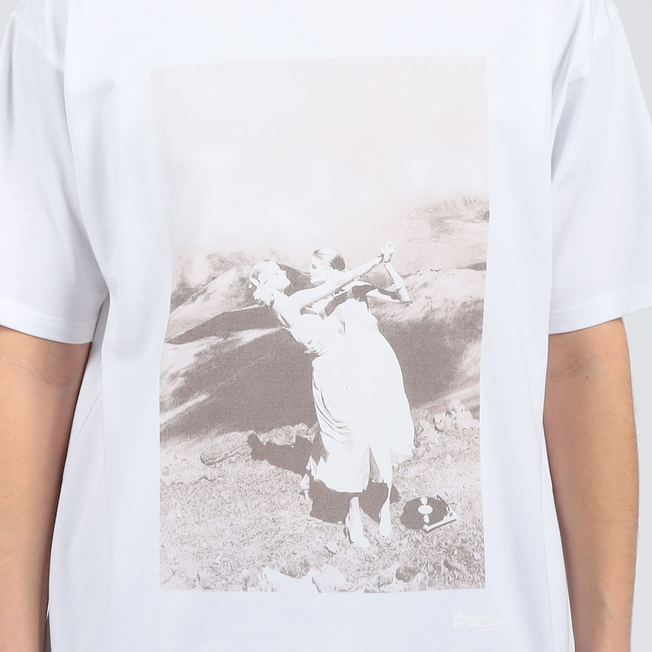 THE INTERNATIONAL IMAGES COLLECITON コットン Tシャツ