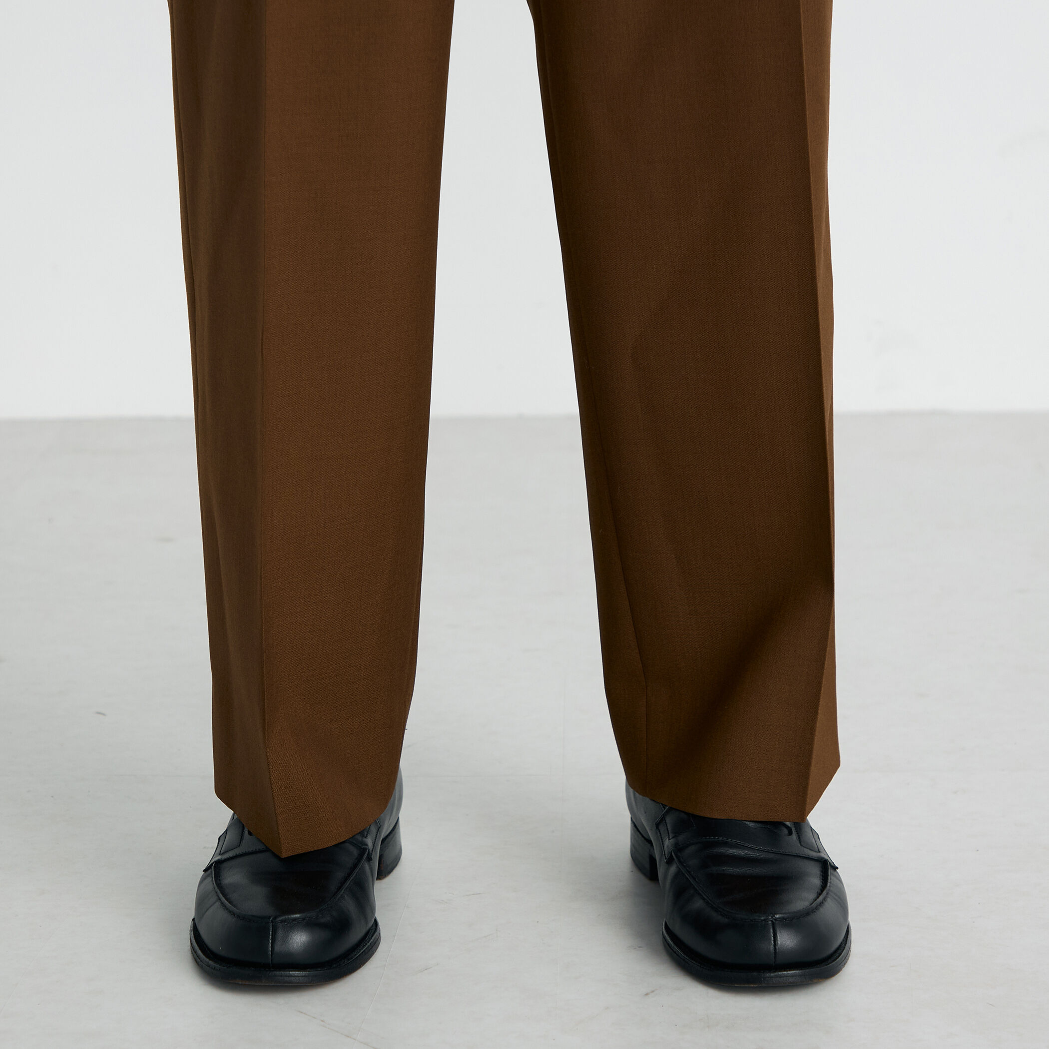 ウールドスキン スラックス｜トゥモローランド 公式通販