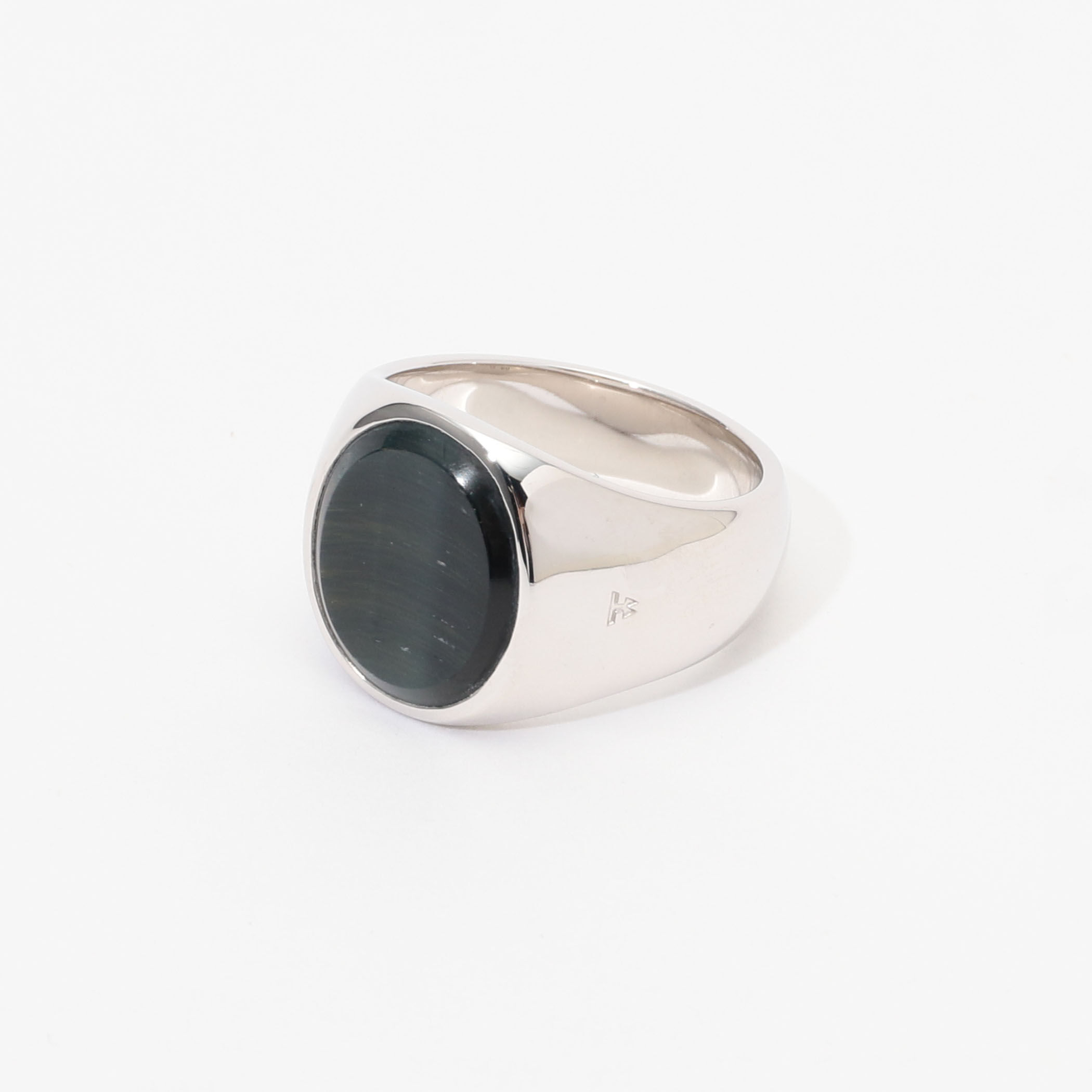 TOM WOOD OVAL BLUE HAWK EYE リング｜トゥモローランド 公式サイト