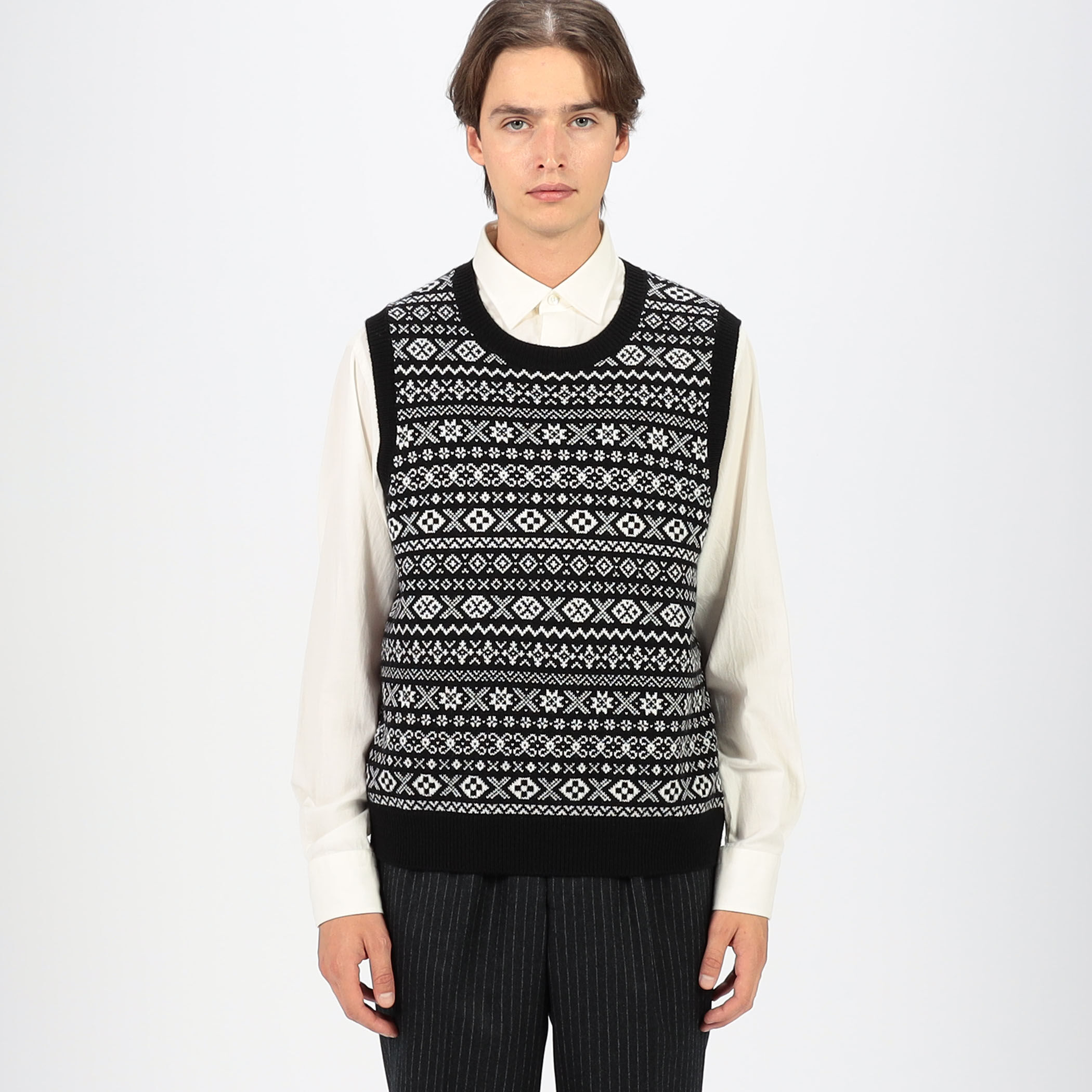 美品✨ トゥモローランド ニットベスト （F） ウール カシミヤ混 サイドボタン ウールカシミヤ フェアアイル クルーネックプルオーバー ニットベスト