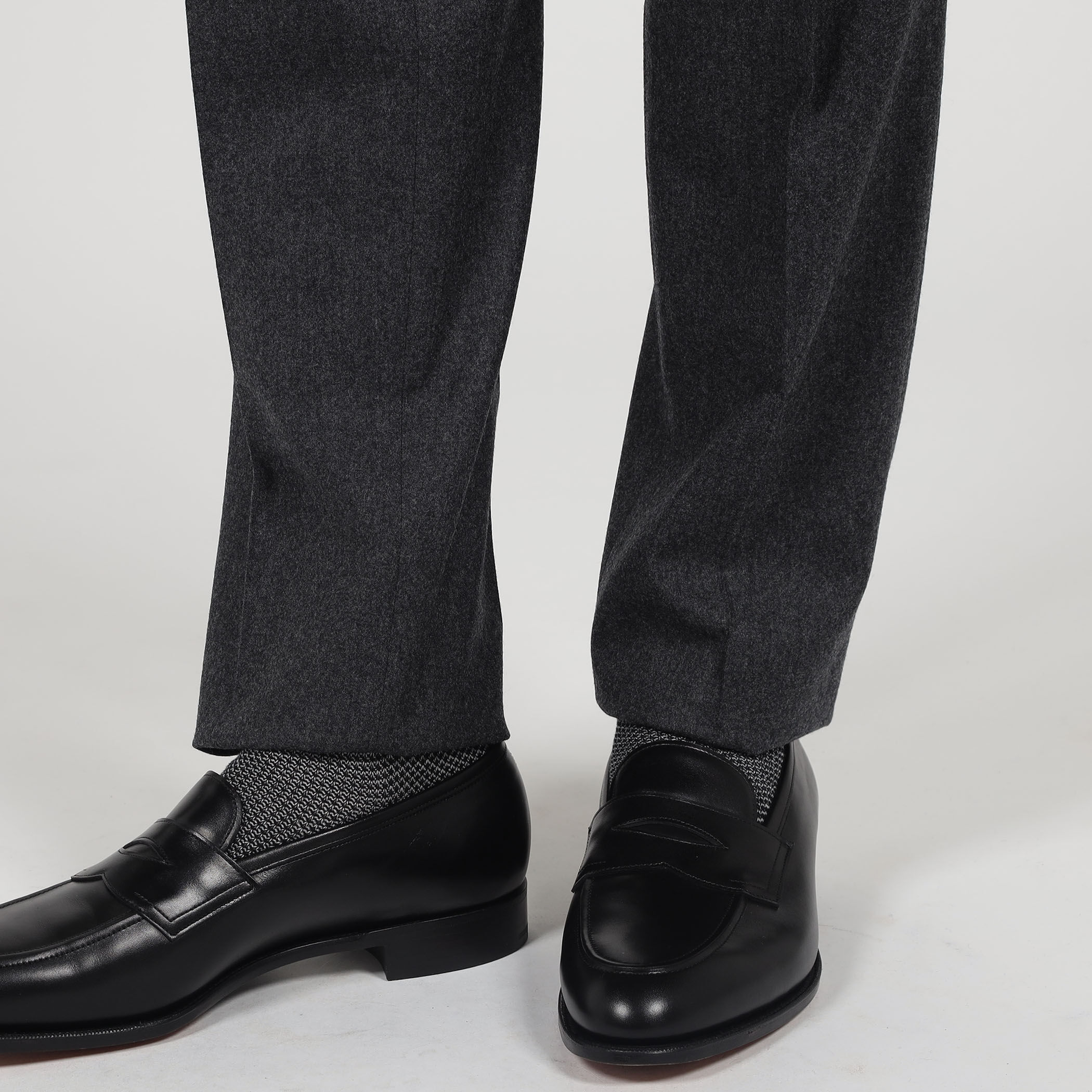 TAGLIATORE スーツ チャコールグレー 46 TAGLIATORE (タリアトーレ) フランネルストライプ スリーピース スーツ