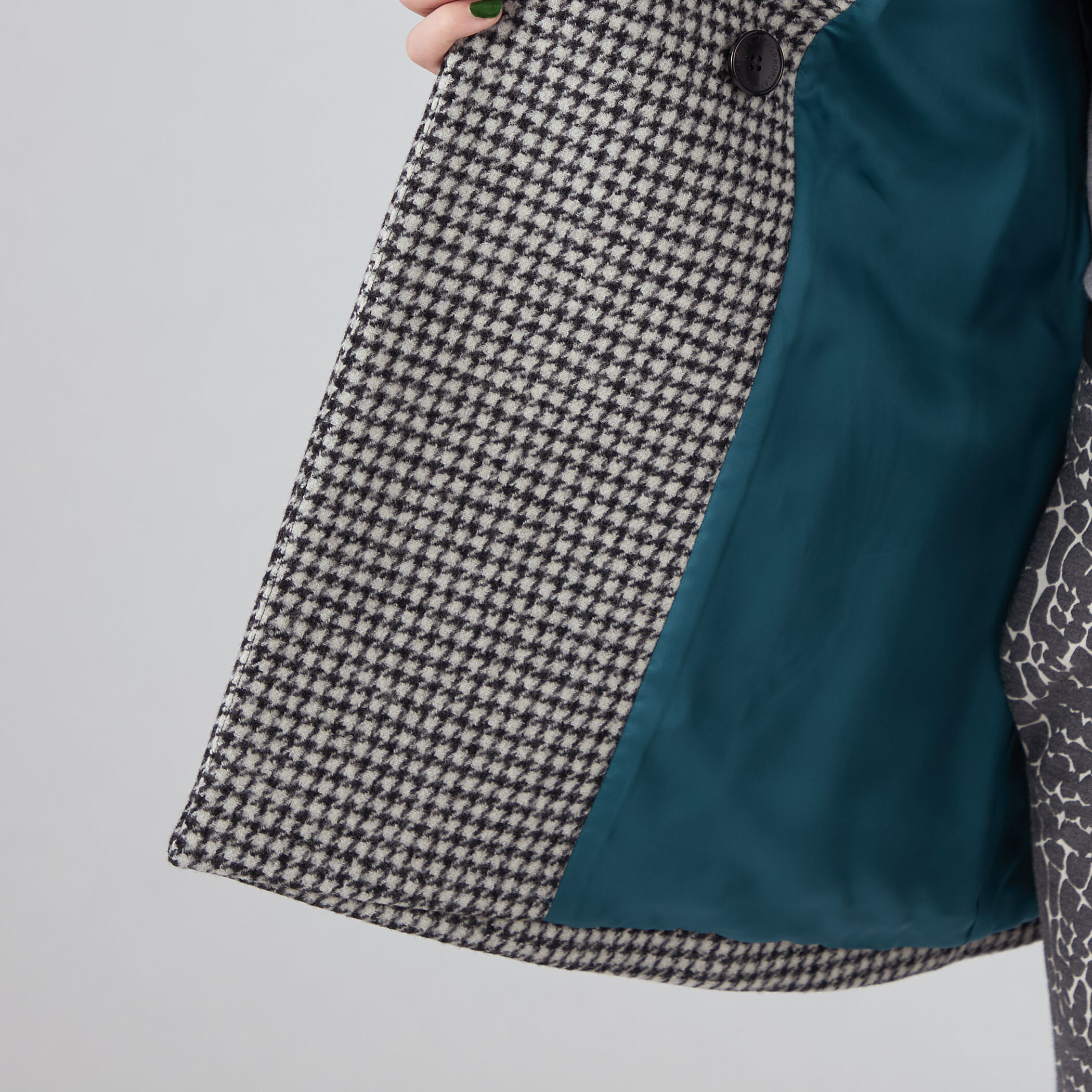 ウールカシミヤシェファード フレアスリーブショートコート