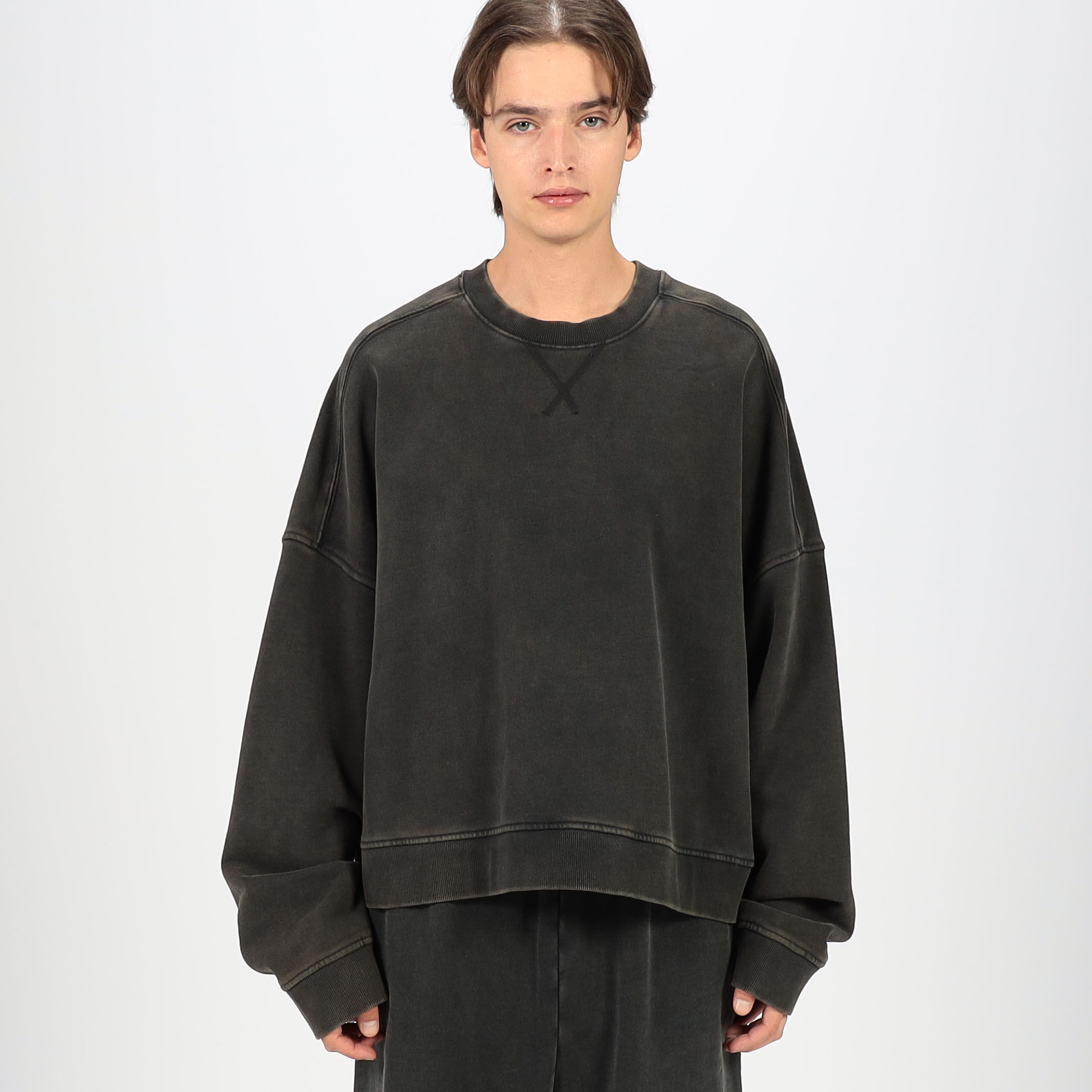 □entire studios BOX CREW｜トゥモローランド 公式通販