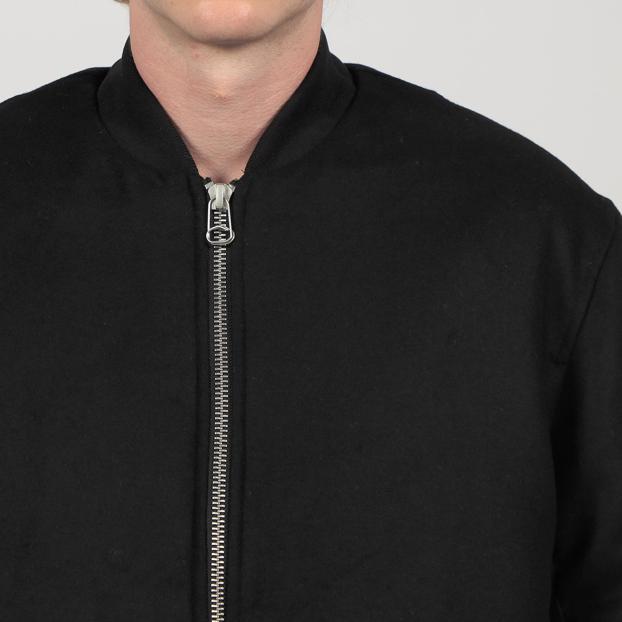 OAMC / Peacemaker Minimal Bomber｜トゥモローランド 公式通販