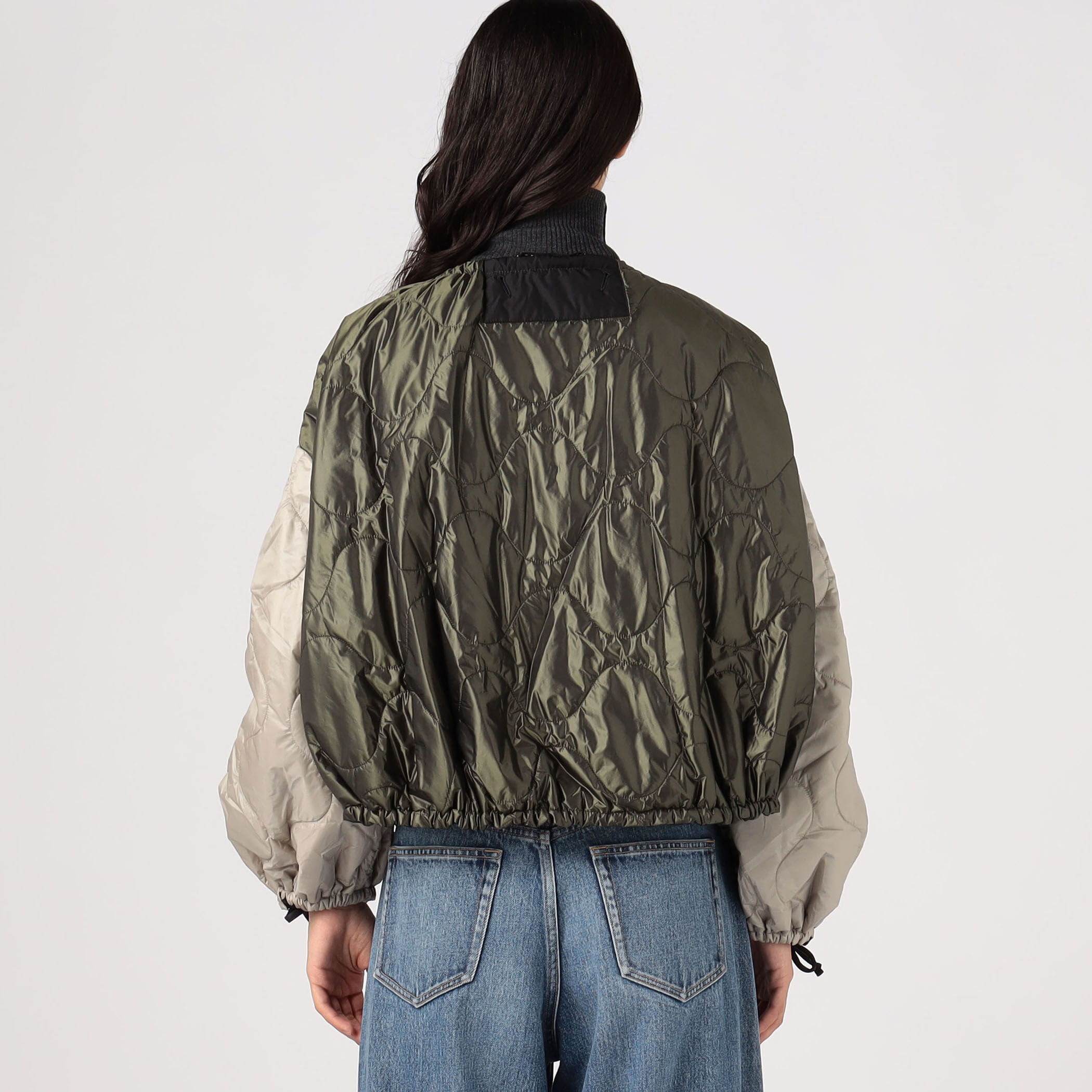 別注】MARFA STANCE PARACHUTE QUILTED BOMBER｜トゥモローランド 公式通販