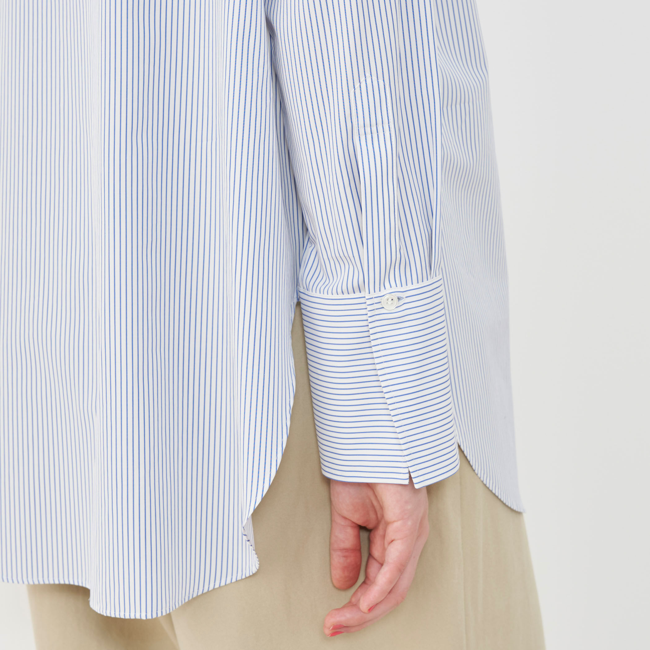 【極美品】24SS ギャルリーヴィー コットンブロード ブザムシャツ ブルー 極美品】24SS ギャルリーヴィー コットンブロード ブザムシャツ