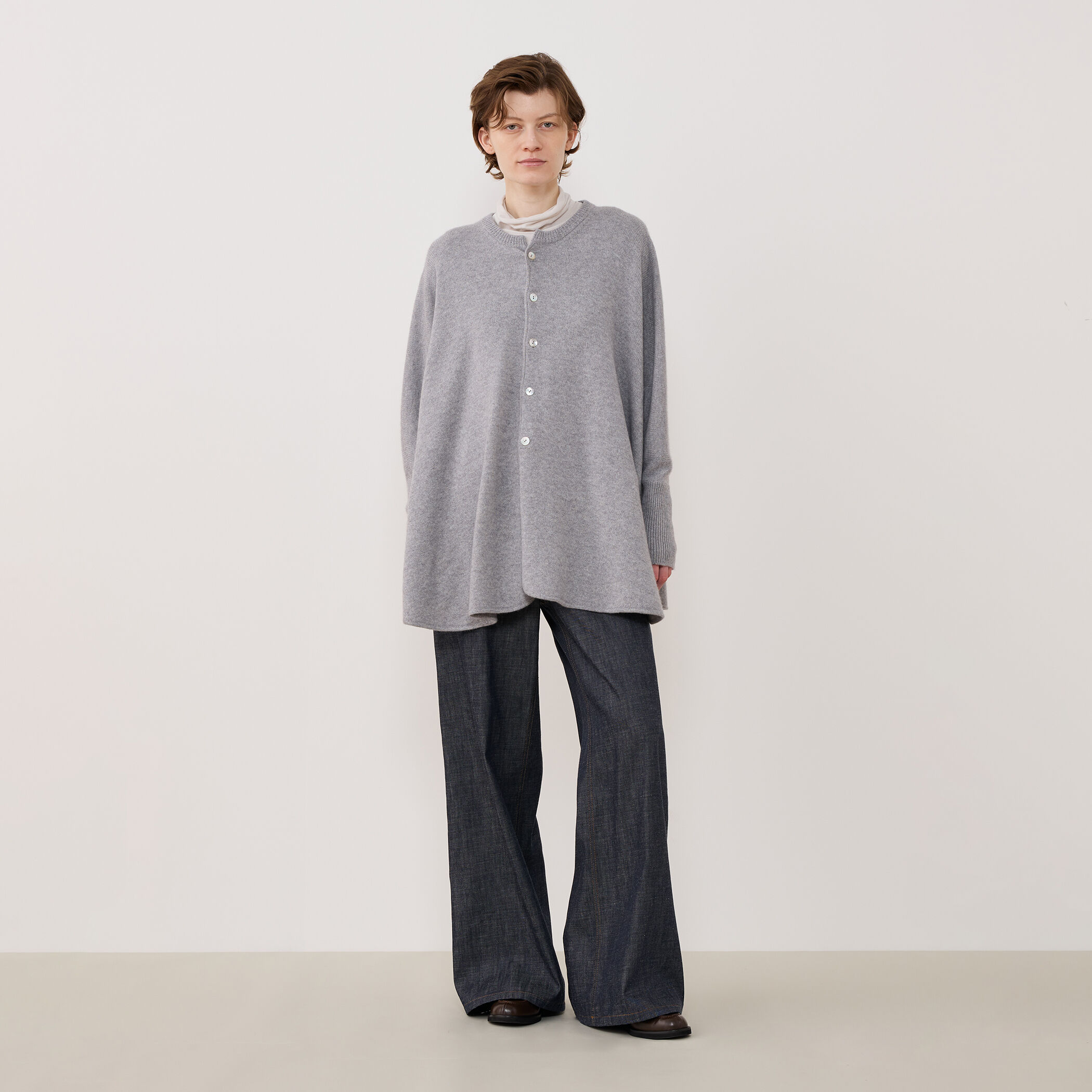 モンゴルカシミヤ オーバルカーディガン｜トゥモローランド 公式通販