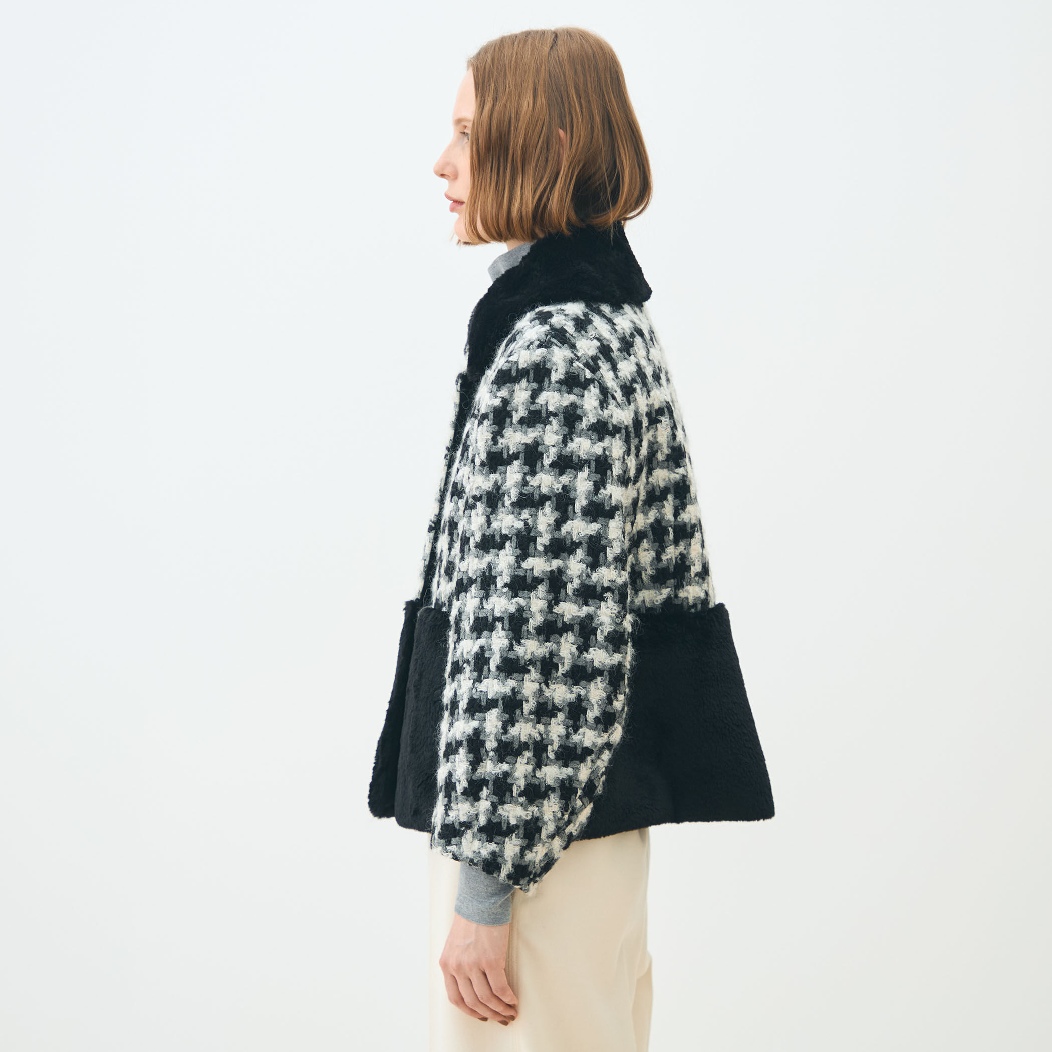 【SAKI】キャバン ハウンドトゥースチェック スタンドブルゾン caban（キャバン）の「□ハウンドトゥースチェック スタンドブルゾン