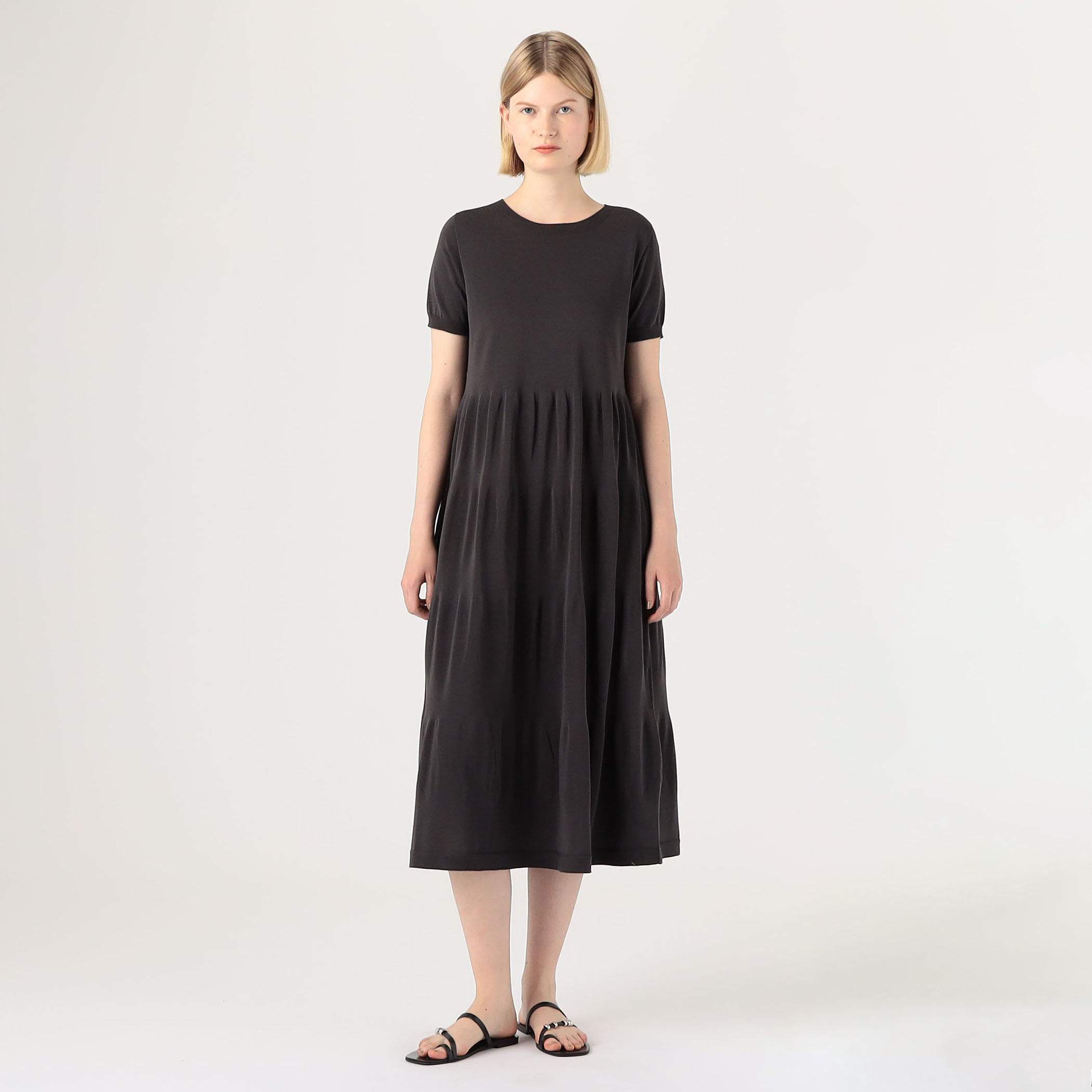 ドライポリエステルコットン ハーフスリーブフレアワンピース