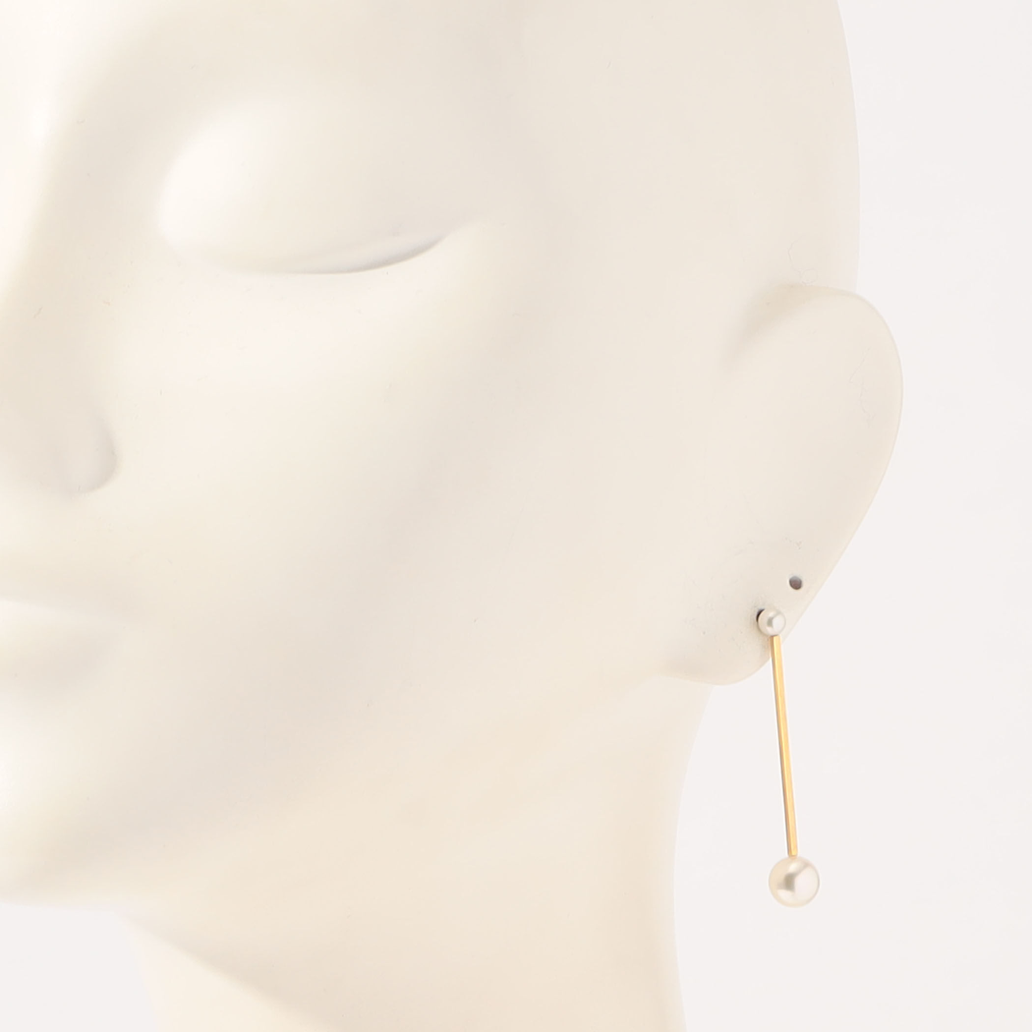 SOPHIE BILLE BRAHE 片耳パールピアス｜トゥモローランド 公式サイト