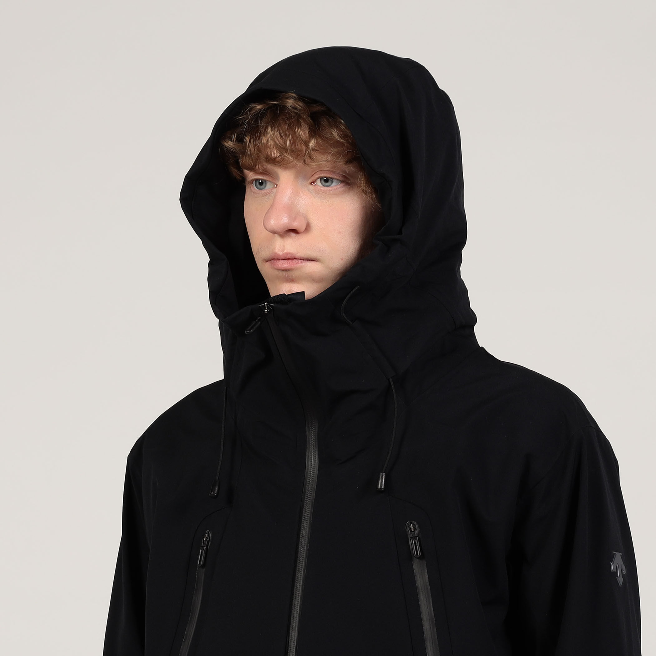 DESCENTE ALLTERRAIN CREAS HARD SHELL JACKET｜トゥモローランド 公式通販