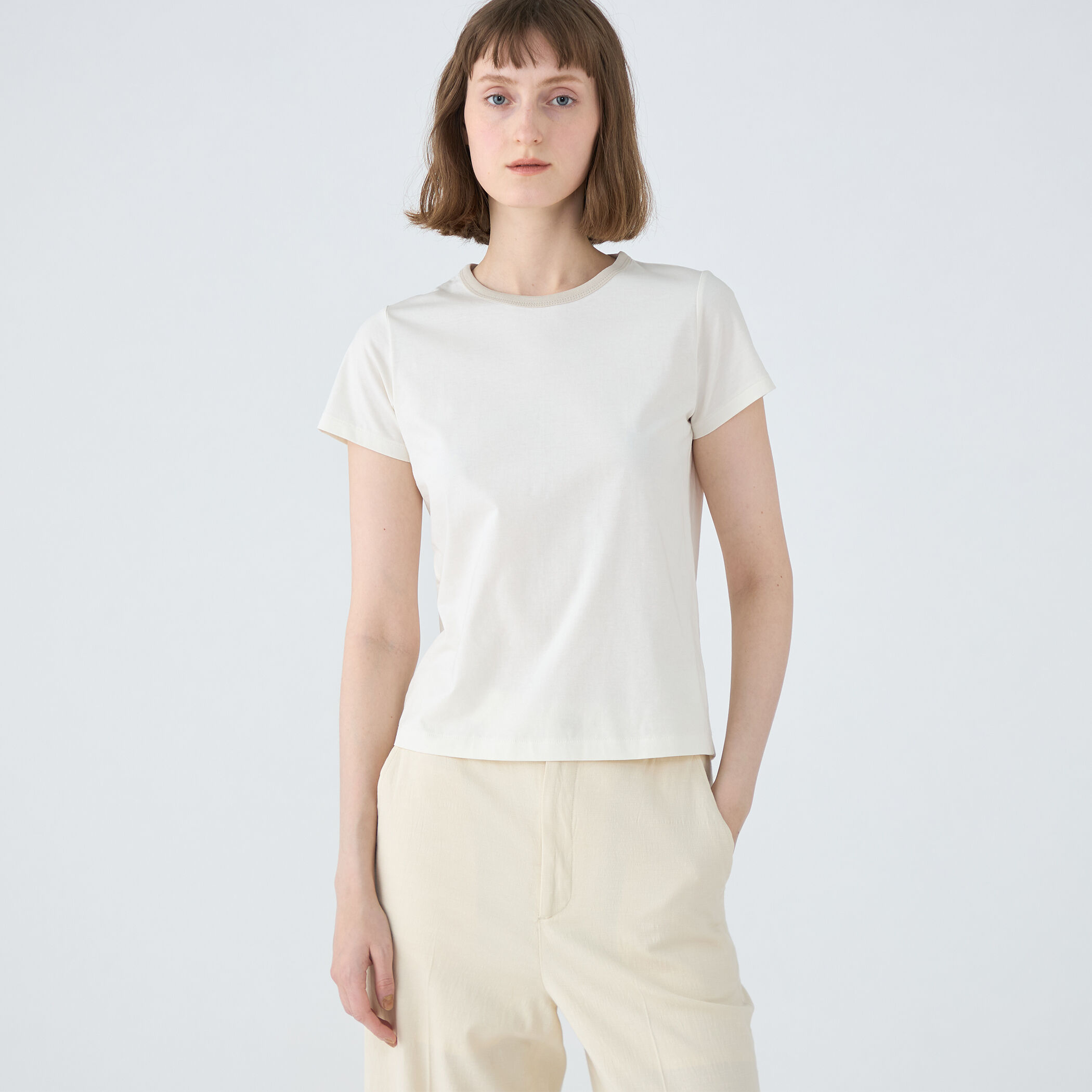 ◆VETEMENTS◆ コットンジャージー Tシャツ ロゴプリント入り VETEMENTS コットンジャージー Tシャツ プリント入り | ミスター