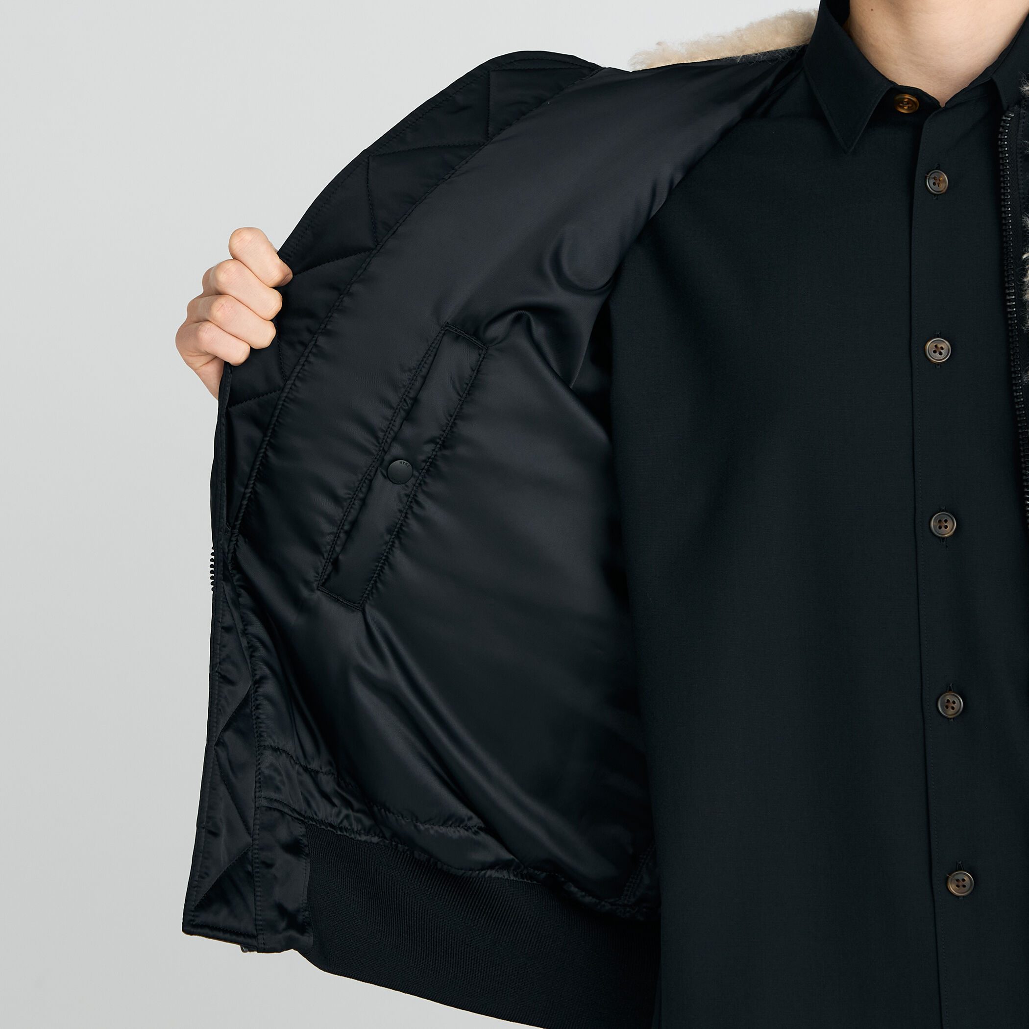 別注】HYKE FAUX SHEARLING TYPE MA-1JACKET｜トゥモローランド 公式サイト
