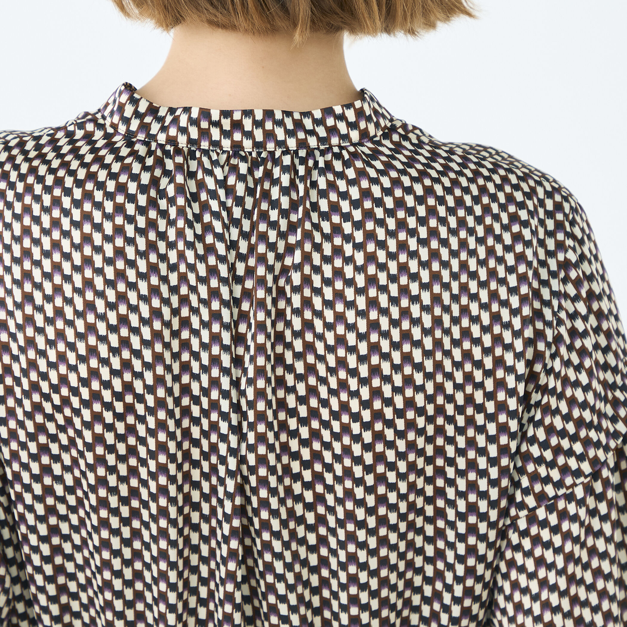 ラグスクエアプリント ウエストギャザーワンピース｜トゥモローランド